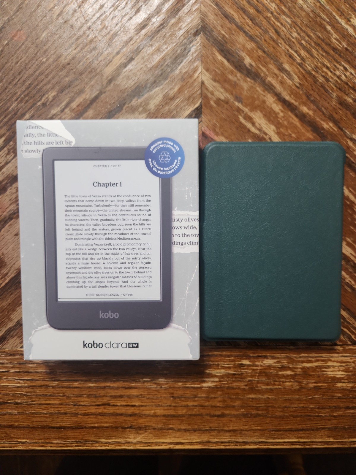 Kobo Clara BW 16GB Wi-Fi 6in eBook Reader Bundle W/ Magnetic Case