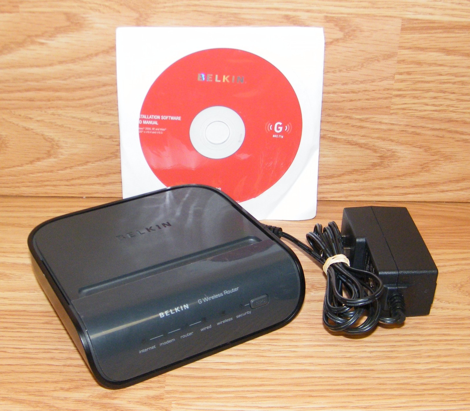 Genuine Belkin (F5D7234-4) 54 Mbps 4-Port 10/100 G Wireless Router Bundle *READ*