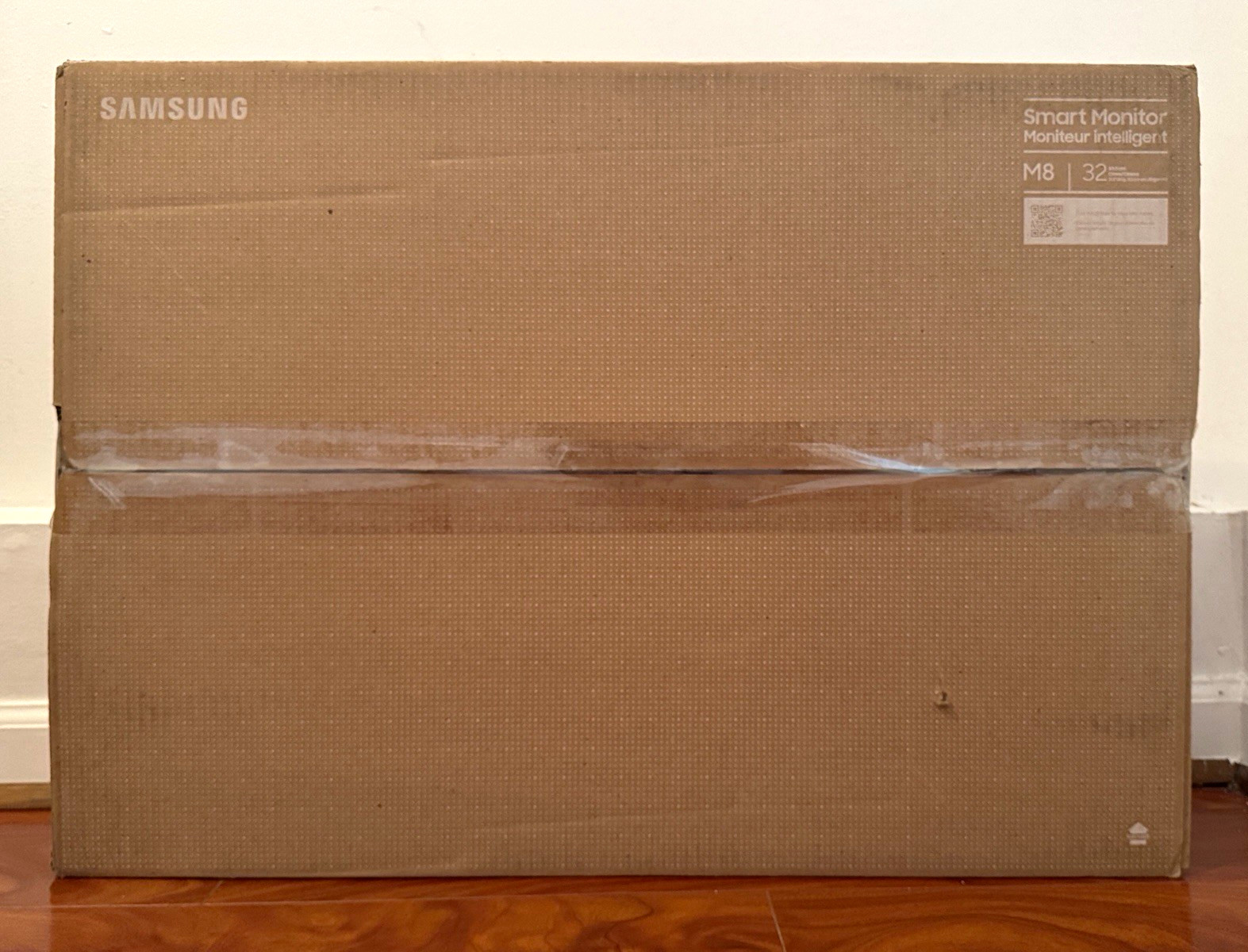 Samsung Smart Monitor M8 32in 4K UHD LCD White w/ Detachable Webcam & Remote