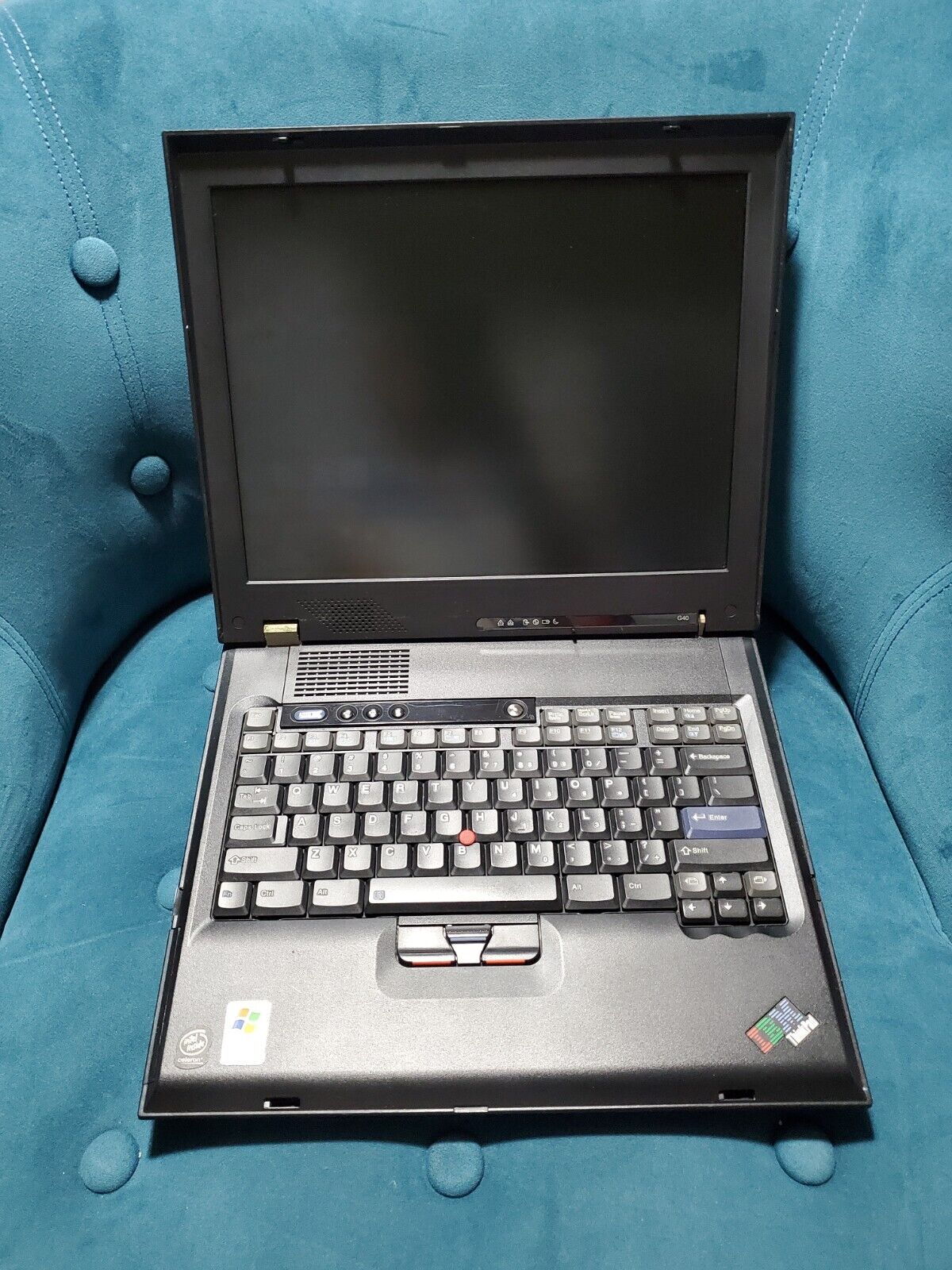 Vtg IBM Thinkpad G40 Laptop, Type 2388. Untested. Windows XP Professional  