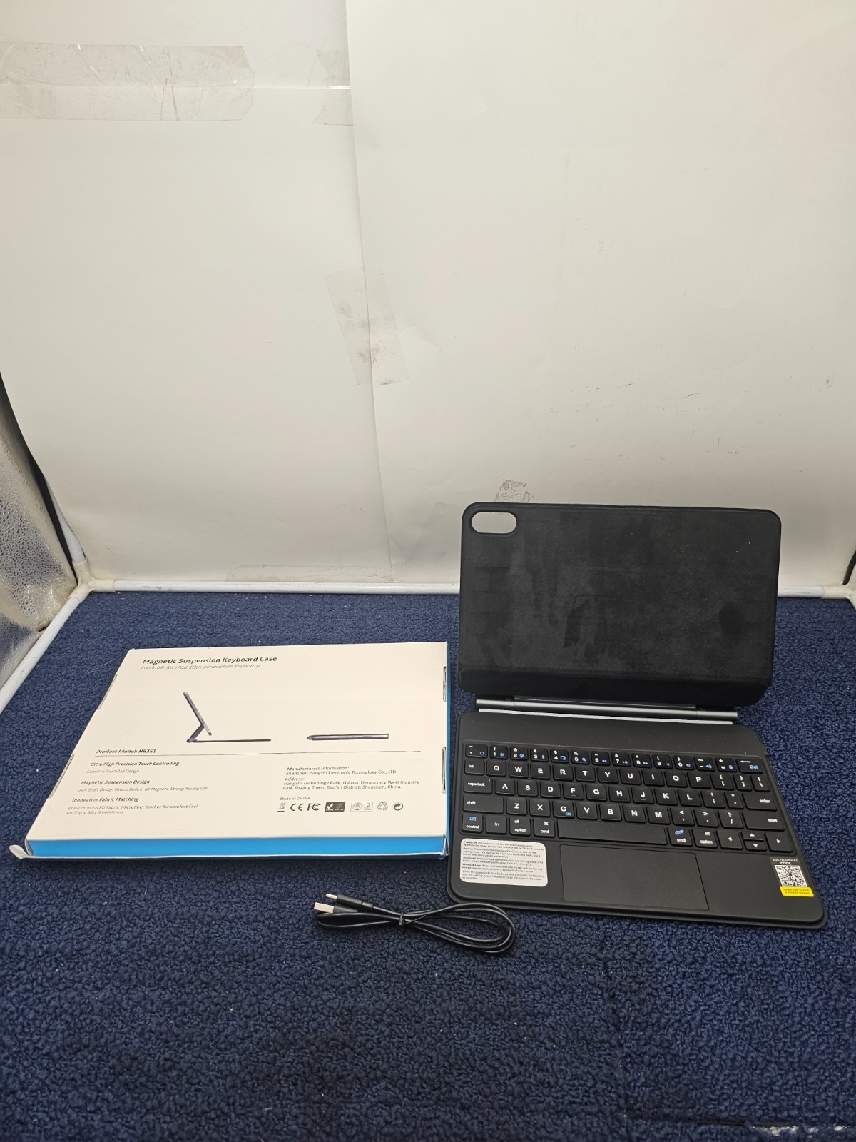 Runelk Magnetic Suspension Keyboard Case for iPad 10th Generation