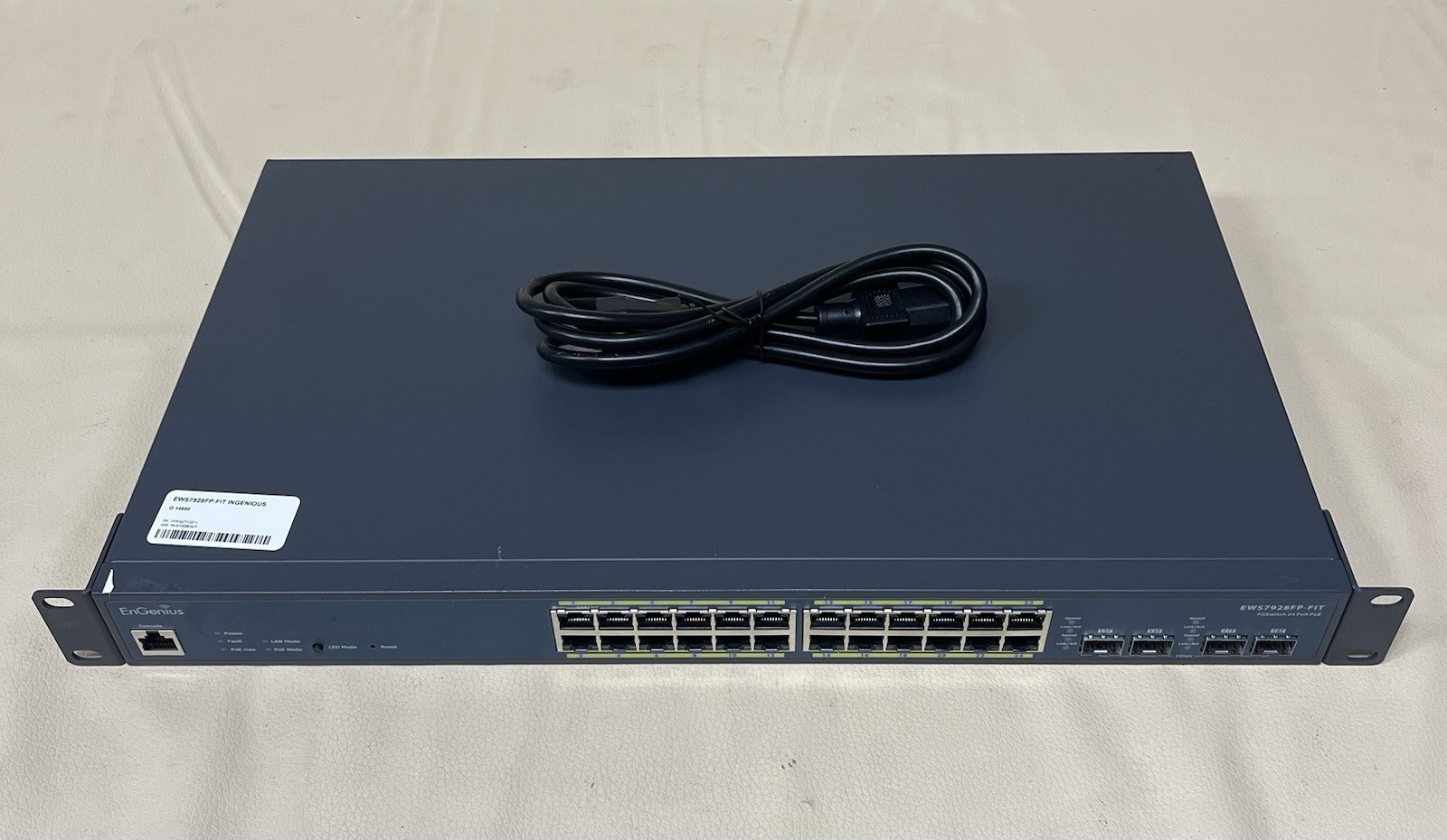 EnGenius 24-Port 410W Gigabit PoE+ Switch Layer 2 w/ 4 SFP EWS7928FP-FIT