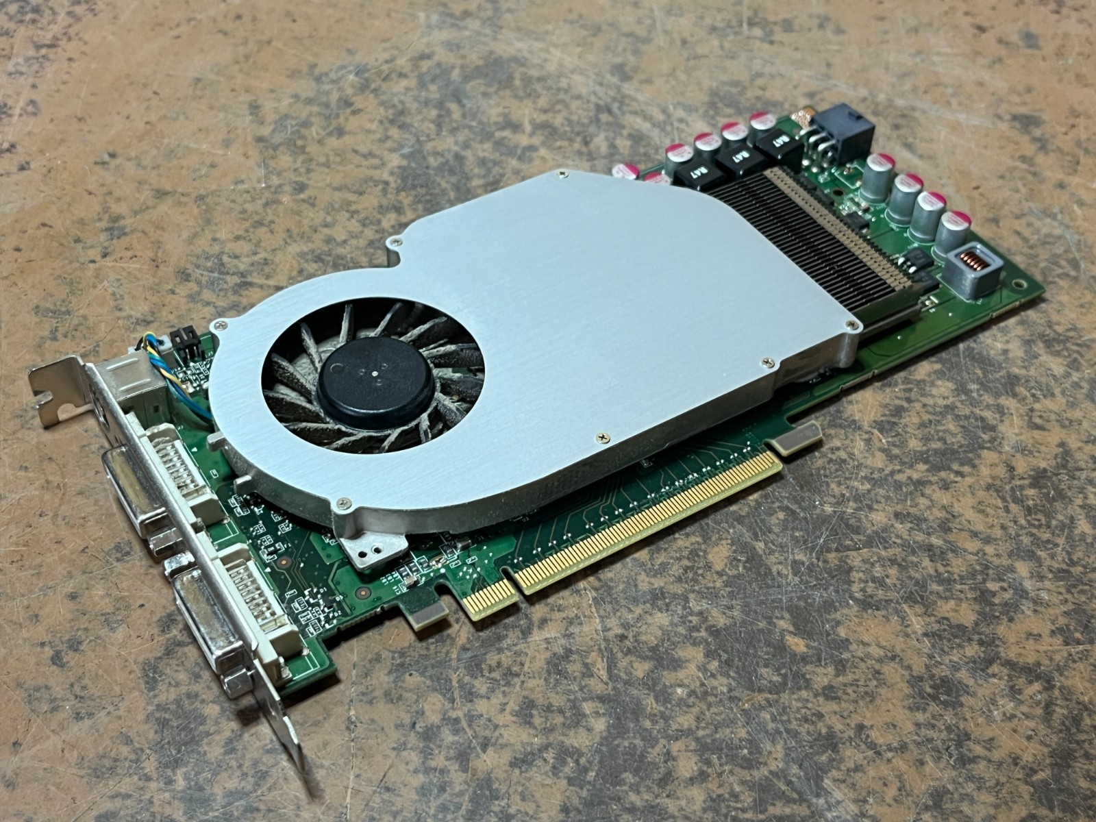 Vintage NVidia GeForce GTS 240 1GB GDDR3 PCI-E P361 Video Card
