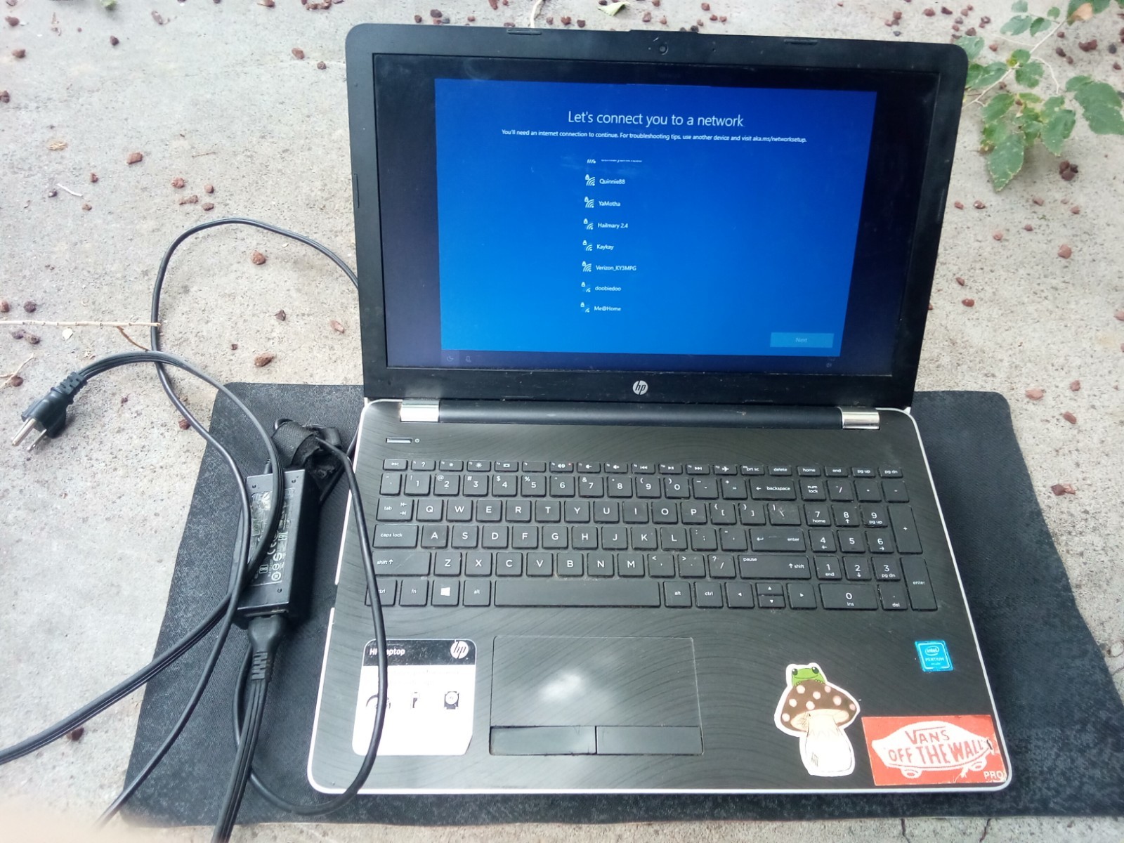 HP 15-bs0xx Laptop 8GB 500GB Broken Touchpad Buttons - Works With USB Mouse