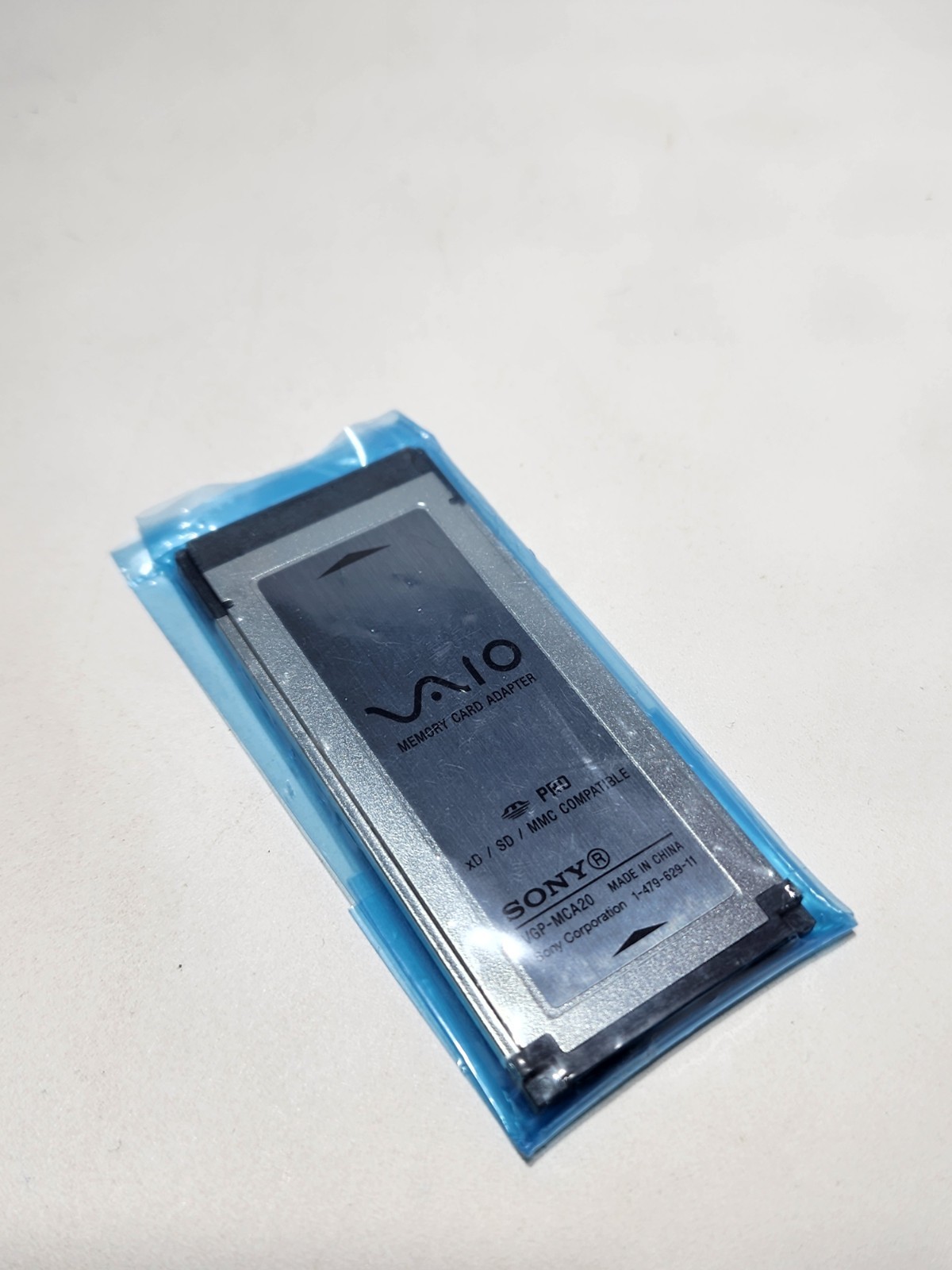 Rare Sony VGP-MCA20 5-in-1 Adapter SD XD MMC Memory Stick Pro & Pro Duo for VAIO