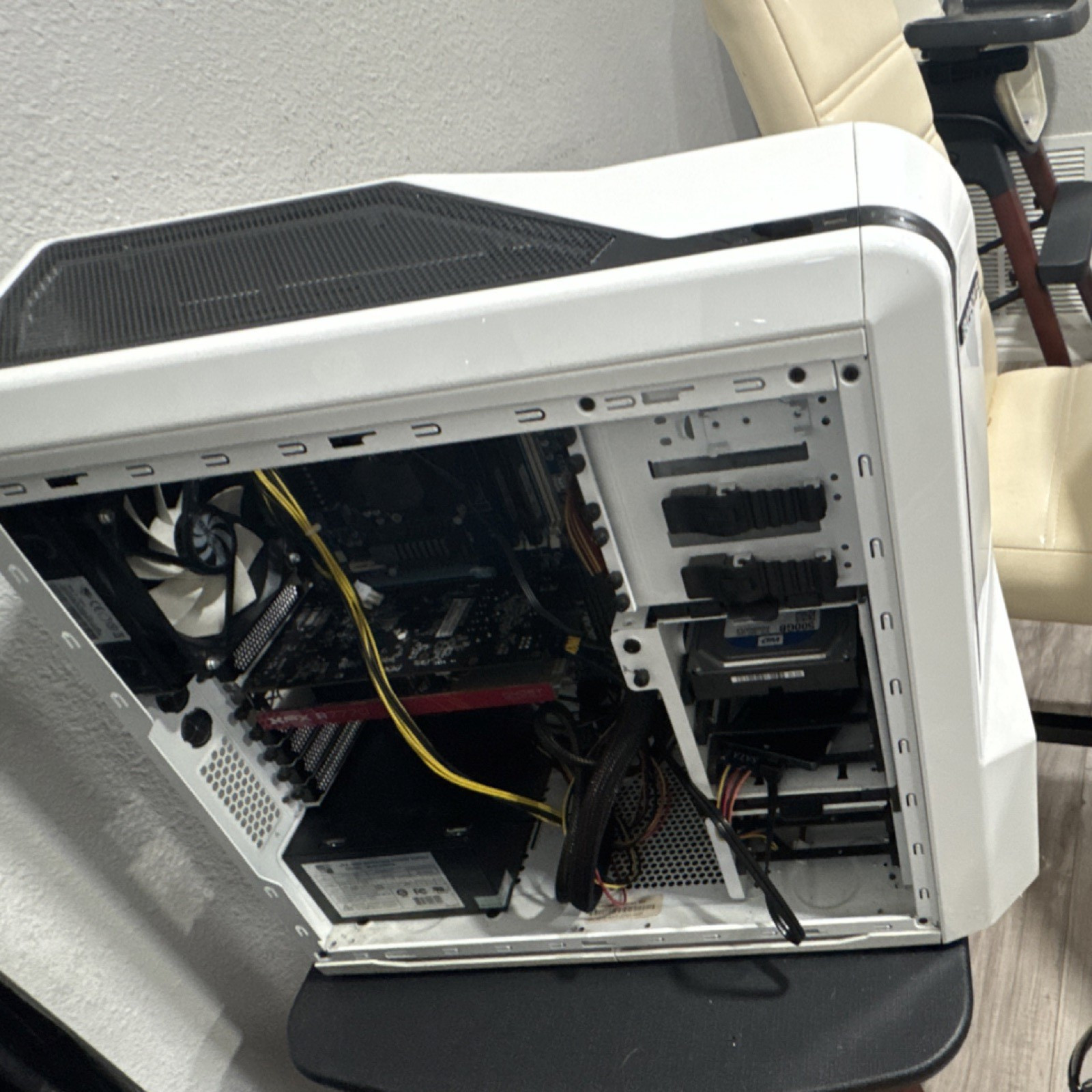 iBUYPOWER White Gaming Desktop Tower PC for Gaming HDD