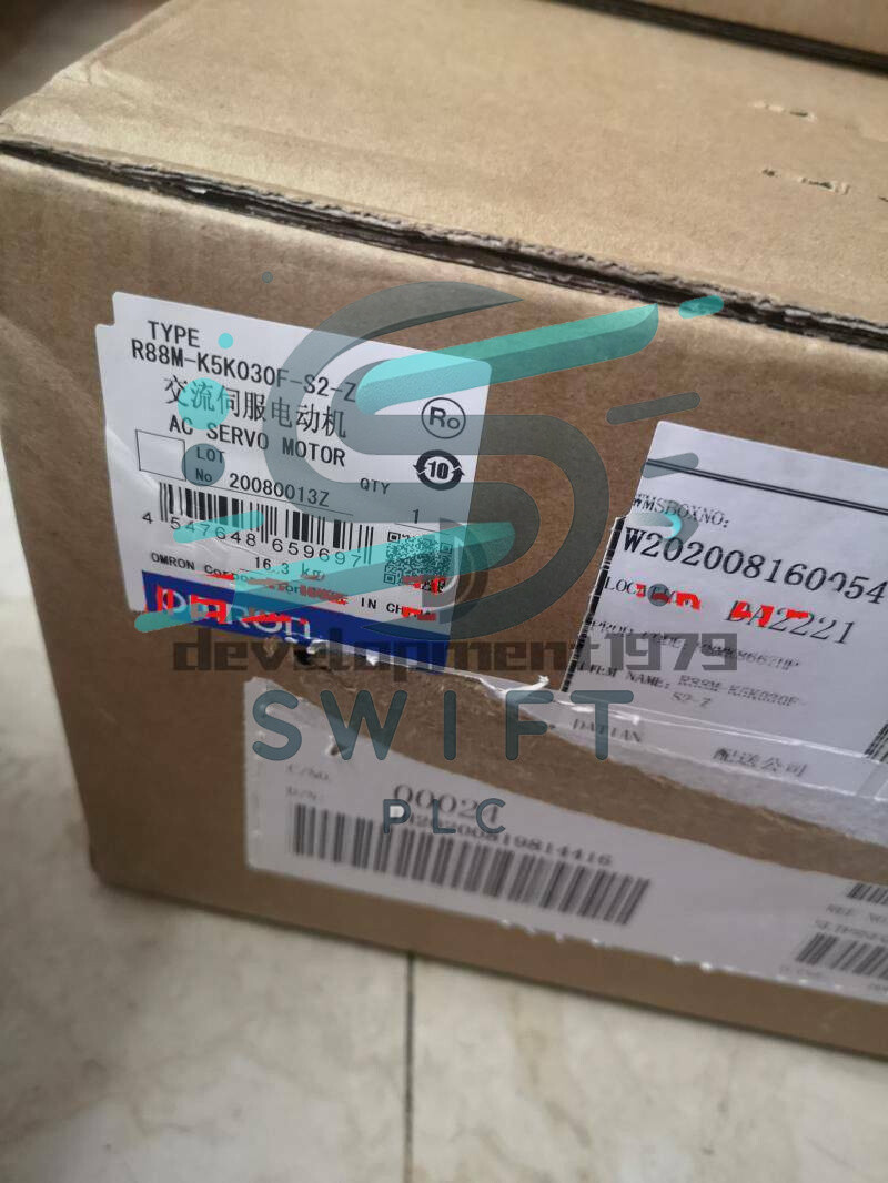 NEW 1PCS Omron R88M-K5K030F-S2-Z Servo Motor
