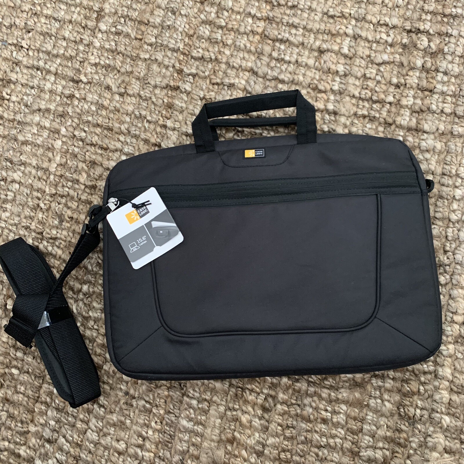 Case Logic 15.6" Laptop Bag w Strap Messenger Padded Black Nylon NEW
