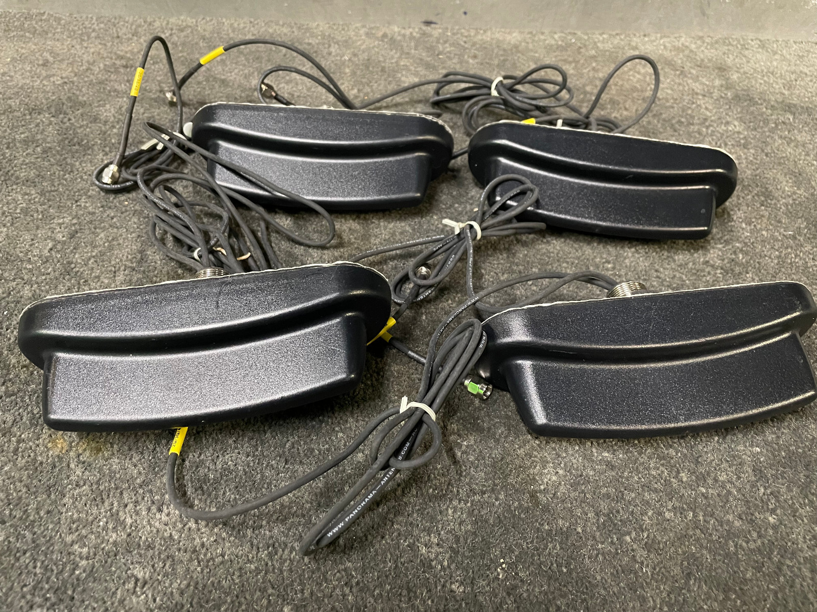 Lot of 4 Panorama Antennas LPAM-BC3G-26 LPAMBC3G26