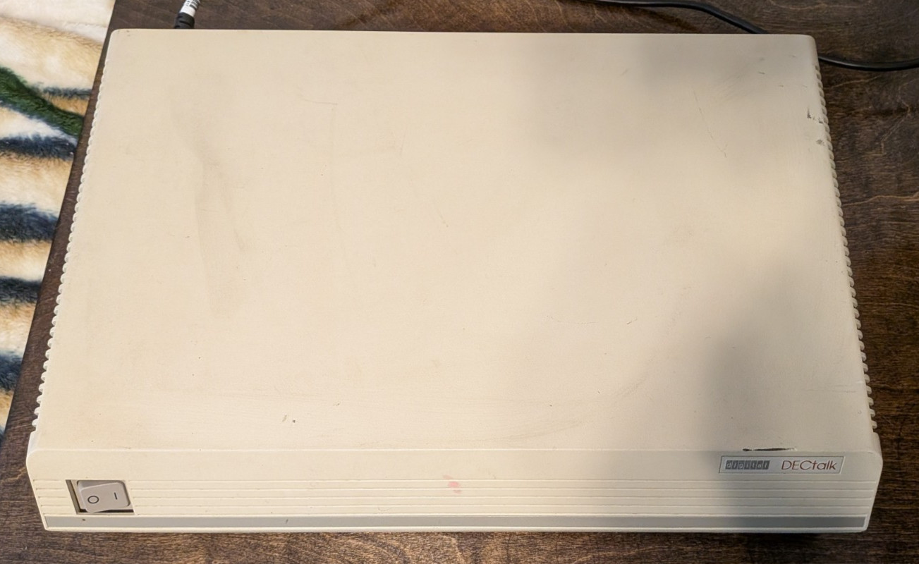Vintage Digital DECtalk DTC01-A text to speech synthesis unit - read desc