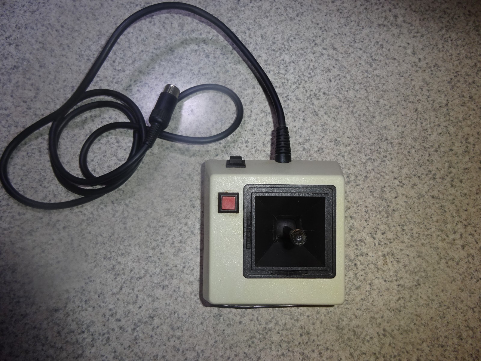 Vintage Tandy Deluxe Joystick 26-3012B Radio Shack - Tested working
