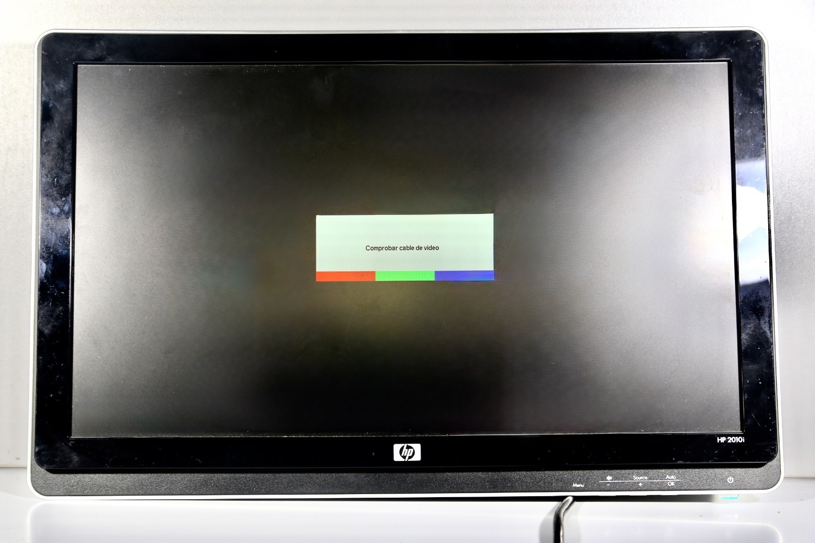 HP 2010i 20" Widescreen LCD Monitor 1600x900 VGA DVI (P/N: WC030AA#ABA) Used