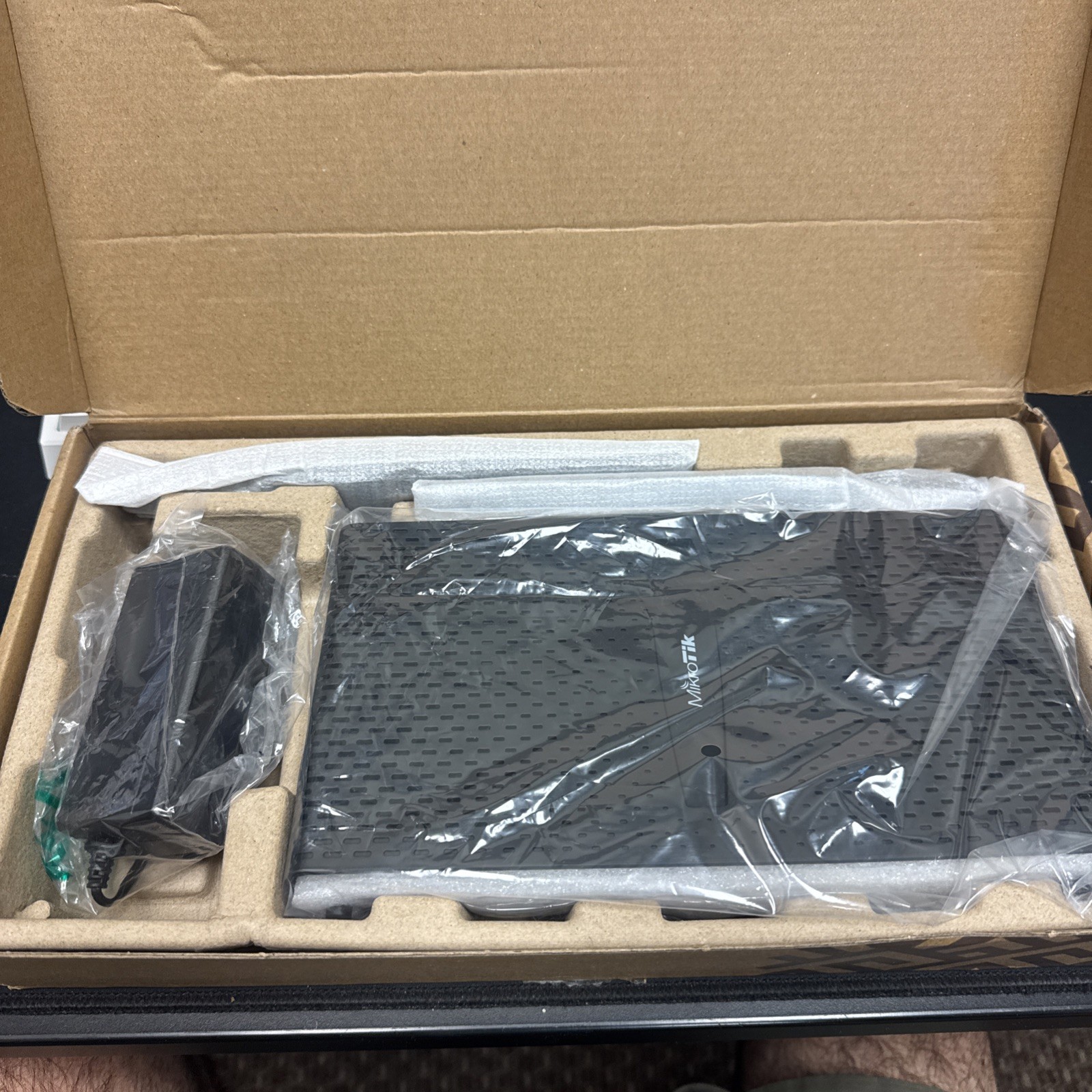 MikroTik hAP ac3 AC1750 Dual-Band Gigabit WiFi Router 5-Port LAN PoE RB-hAPac3