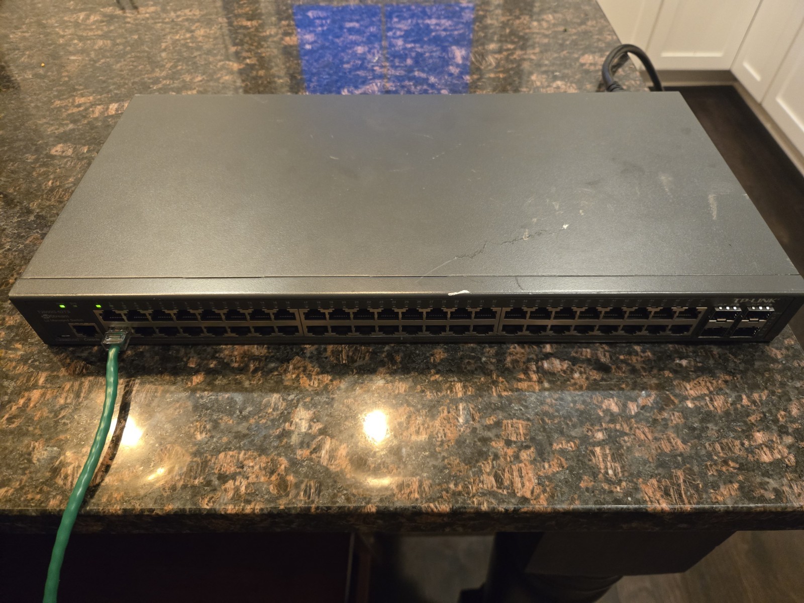 TP-Link T2600G-52TS V1.0 (TL-SG3452), 48 Port Gigabit Managed Switch - NOT OMADA