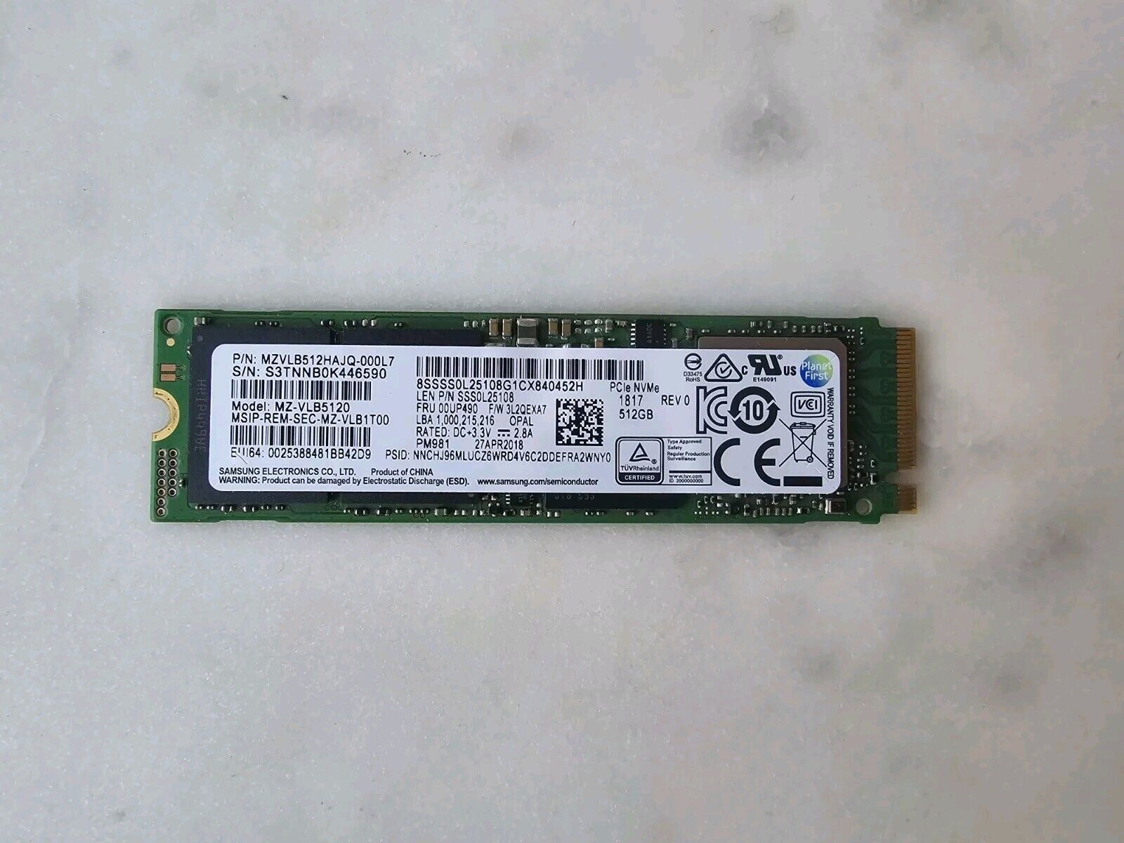 Samsung PM981 512GB TLC PCI Express M.2 2280 MZVLB512HAJQ-0000 Solid State Drive