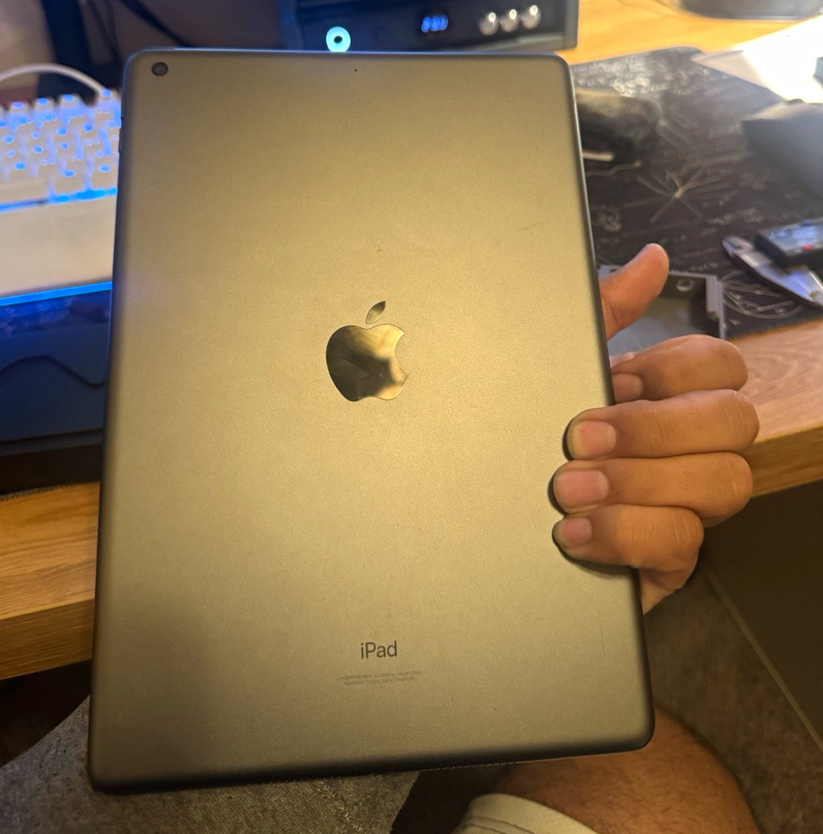 Apple iPad 9th Gen 10.2in Retina 64GB Gray Wi‑Fi Tablet MK2K3LL/A