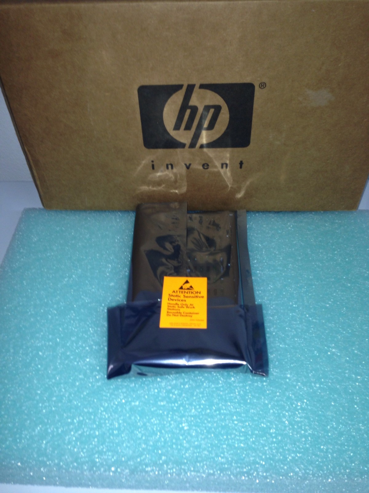 HP 364621-B22 366024-002 364617-001 146GB 15K fibre channel hard drive
