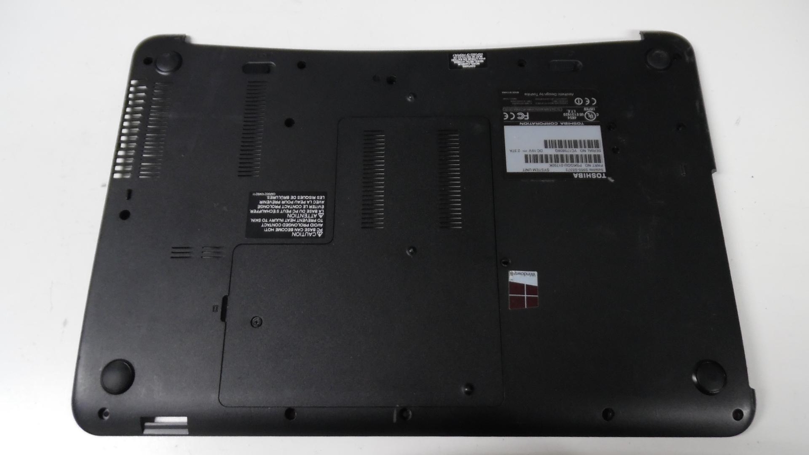 Genuine Toshiba Satellite S955-S5373 - Base Case w/ Cover Door / V000300270