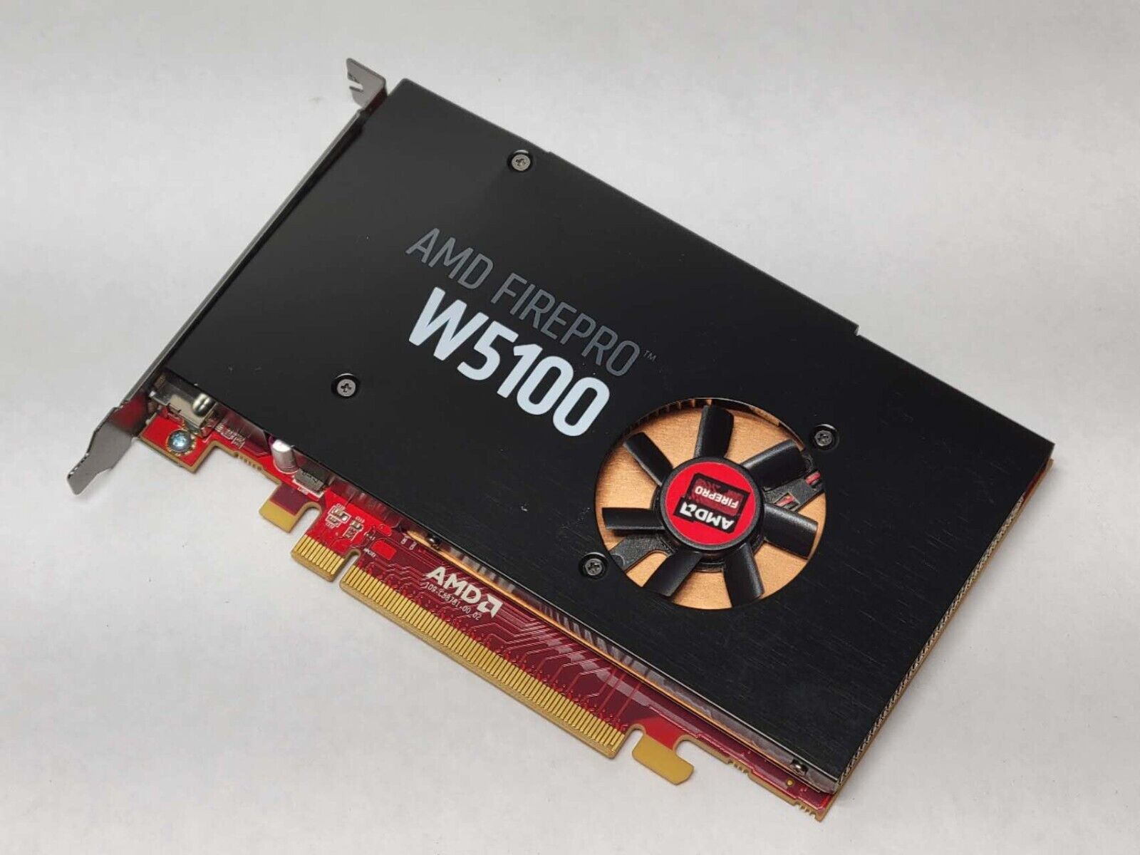 AMD FirePro W5100 4GB GDDR5 4x Display Port Graphics Video Card GPU