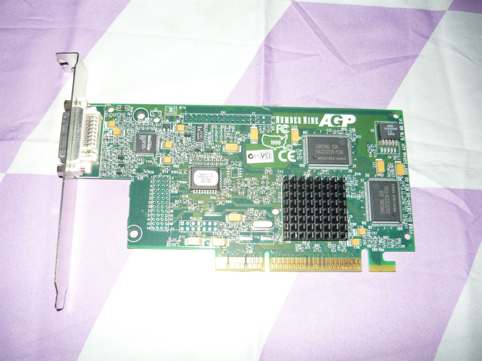 Vintage Number Nine Savage IV 16MB DVI AGP Video Card 33L5140 Used