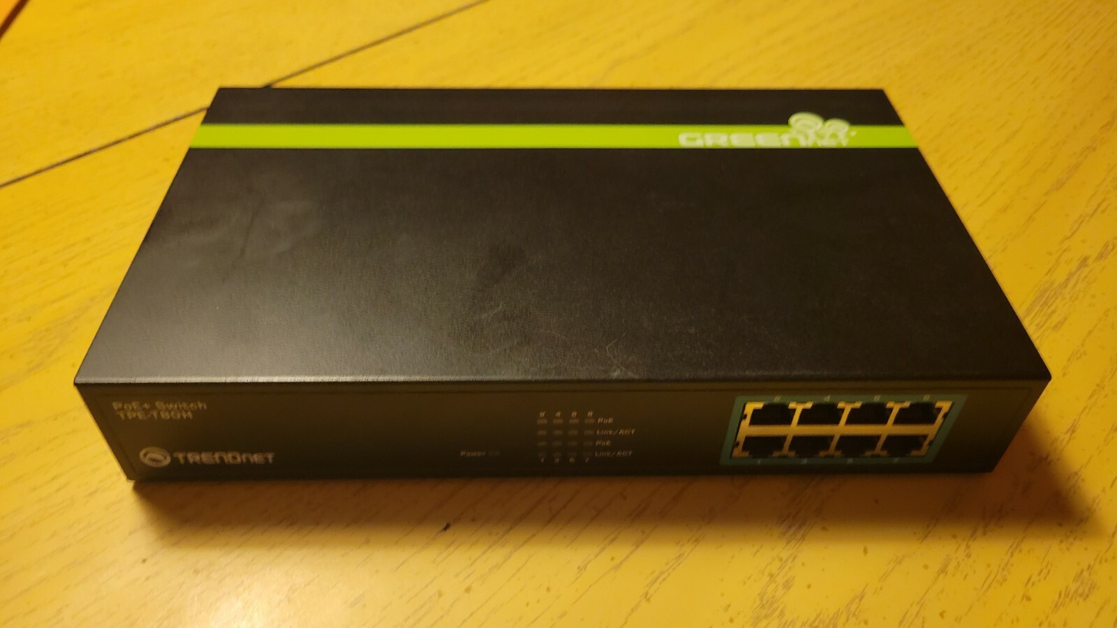 TRENDnet TPE-T80H 8-Port GREENnet POE Switch USED UNTESTED
