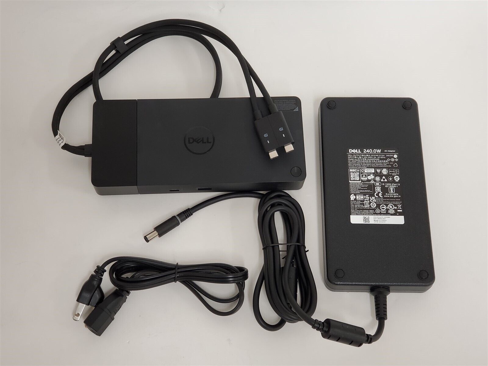 Dell Performance Dock WD19DCS Dual Cable Docking Station w/240w Adapter Black