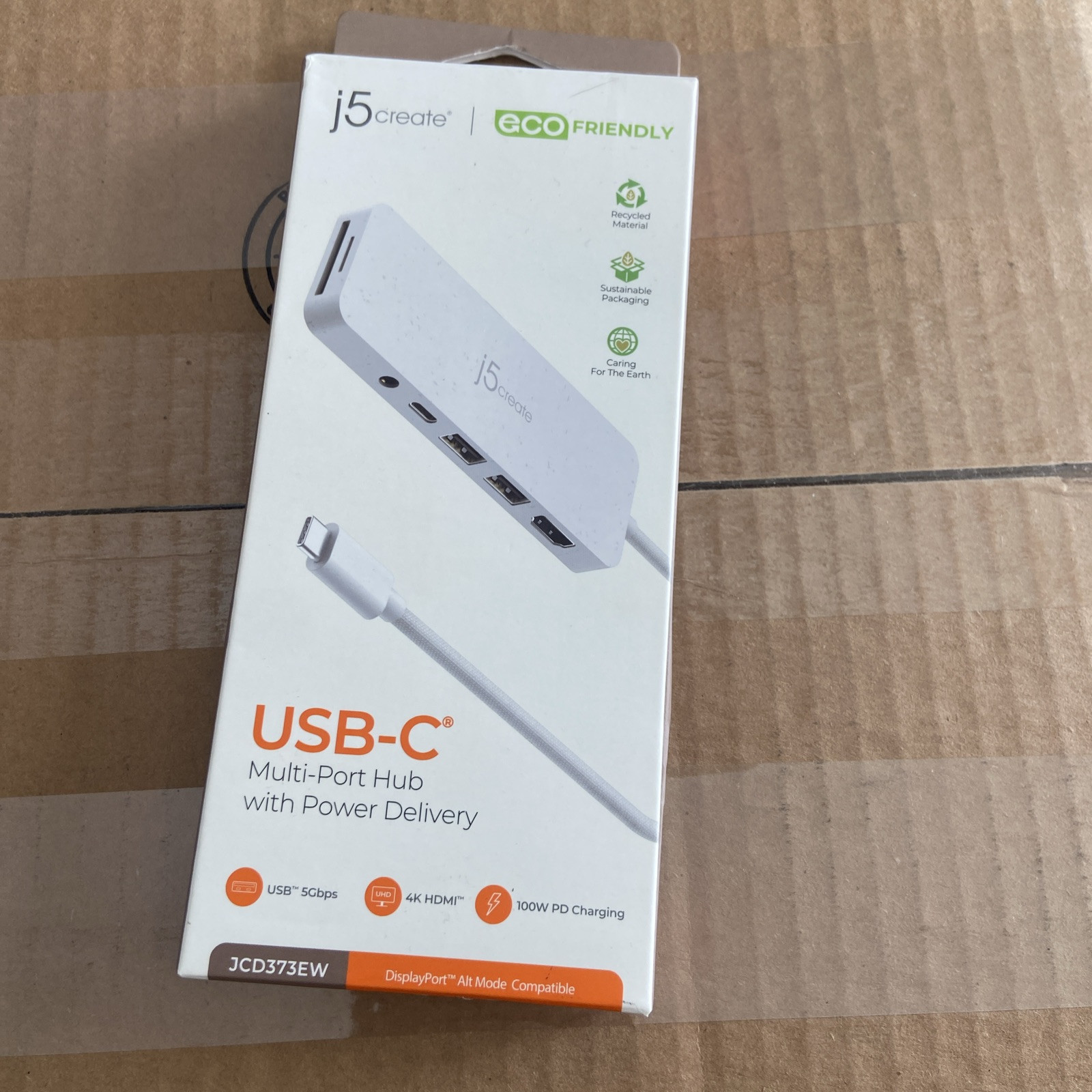 j5create - USB-C Multi-Port Hub with Power Delivery - Eco White