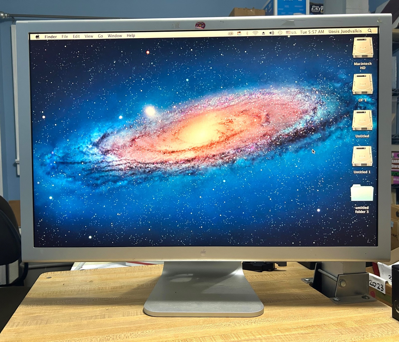 Apple Computer Display Model A1083 30" LCD Monitor 24.5V 6.1A Cinema HD
