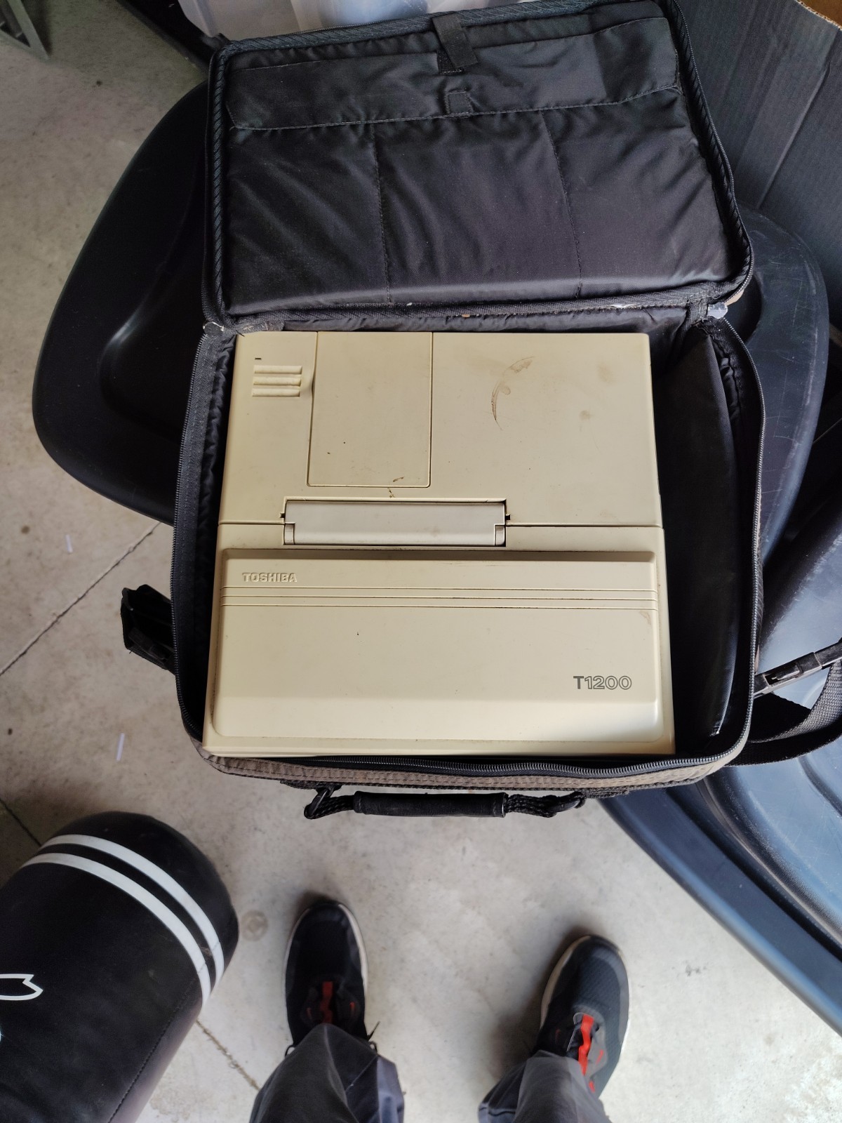 Toshiba T1200 System Unit PA7048U - AS IS Parts or Repair