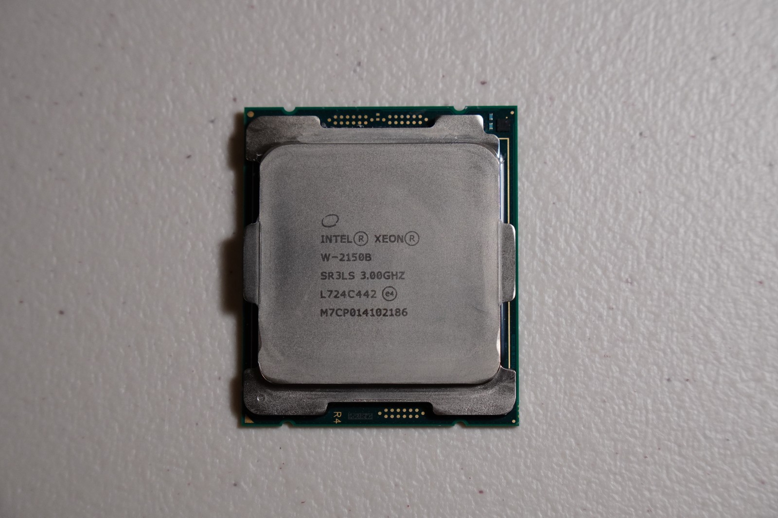 Intel Xeon W-2150B 3.0GHz (SR3LS) 10-Core LGA-2066 CPU Server Processor
