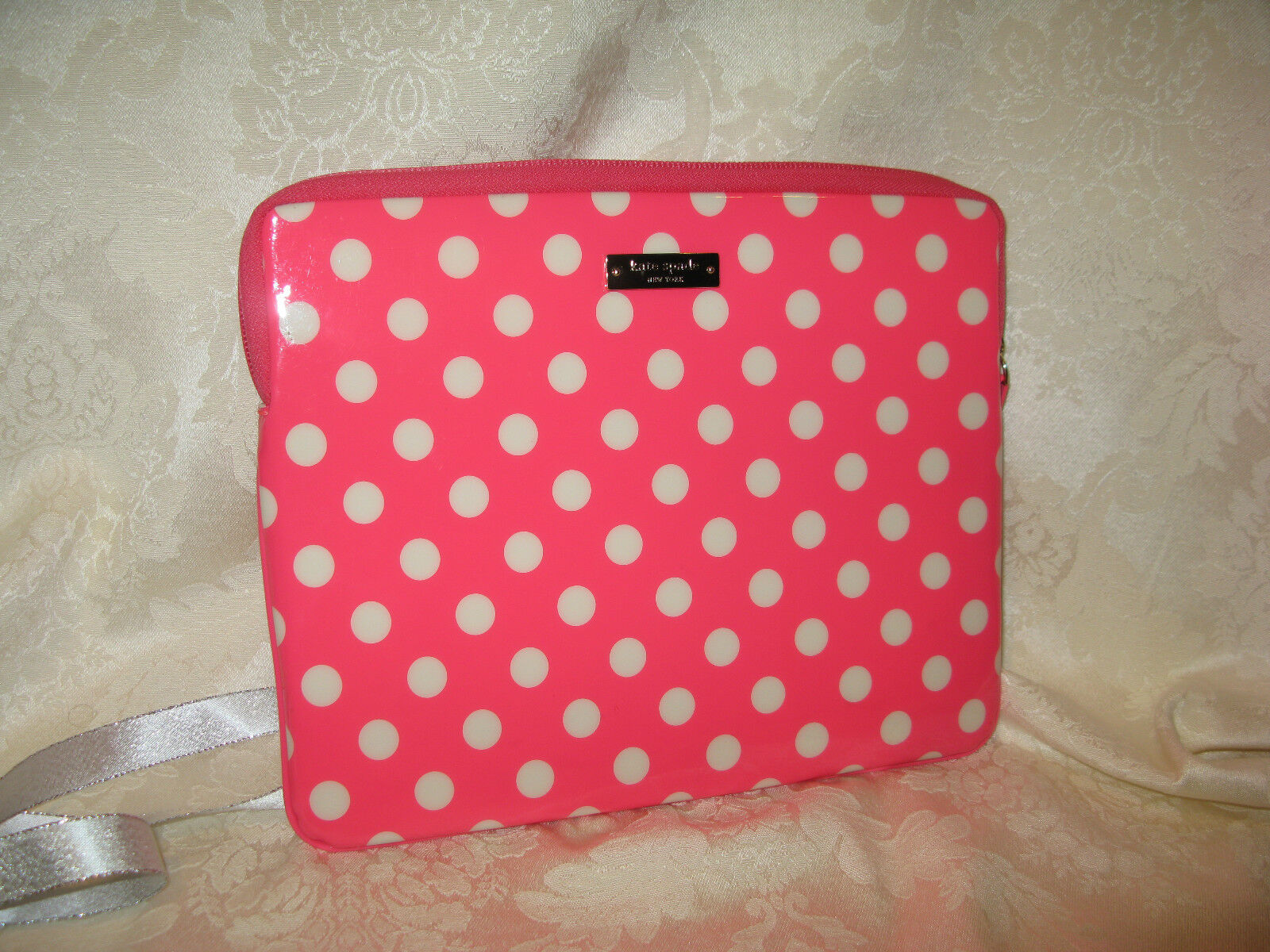 Kate Spade Pink Polka Dots Sleeve for iPad. New. Authentic.