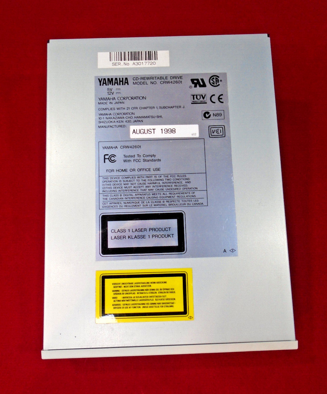 Yamaha 4x2x6 CDRW Drive SCSI (Refurbished) CDRW4260t