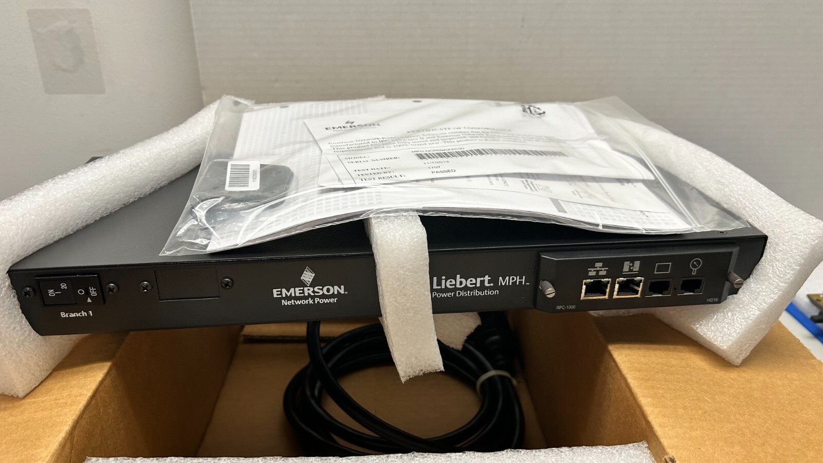 Emerson Liebert Managed Rack Mount PDU MPH-NCR09AXXC30 with RPC-1000 Com Card