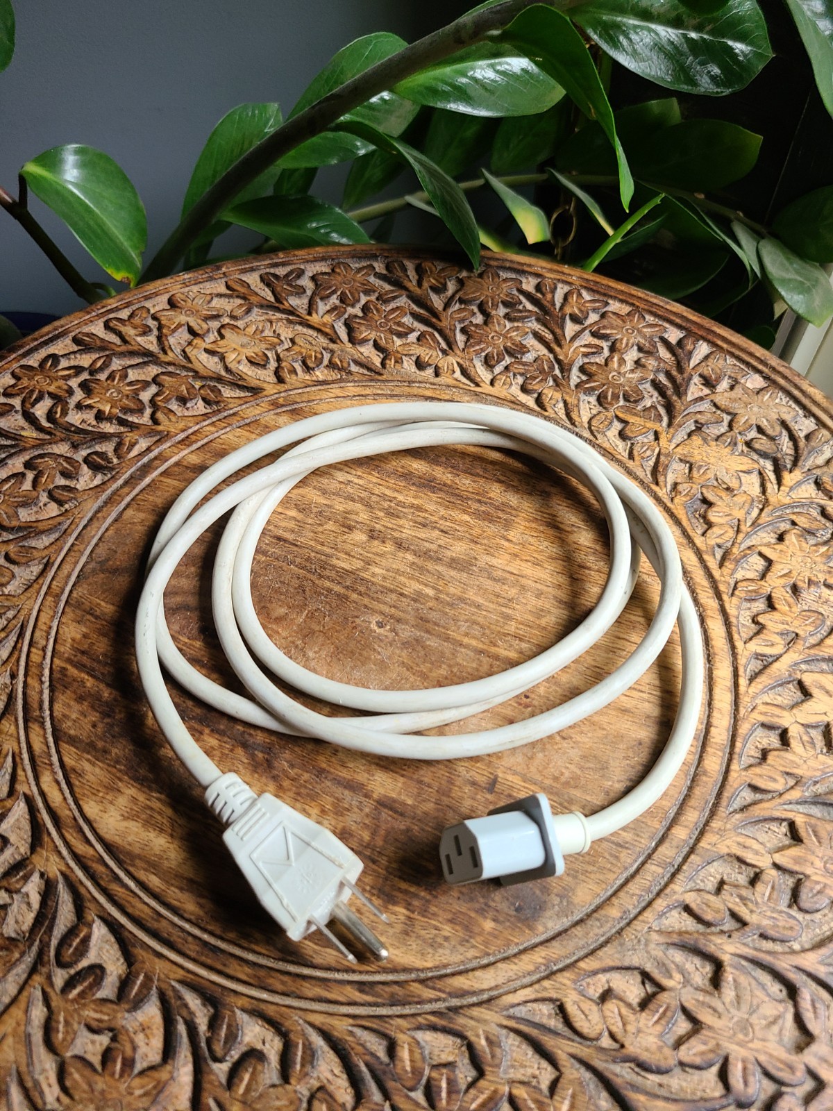 Genuine Apple Volex APC13F PS204 E62405SP iMac Power Cord Cable 6ft 3 Prong Vtg 