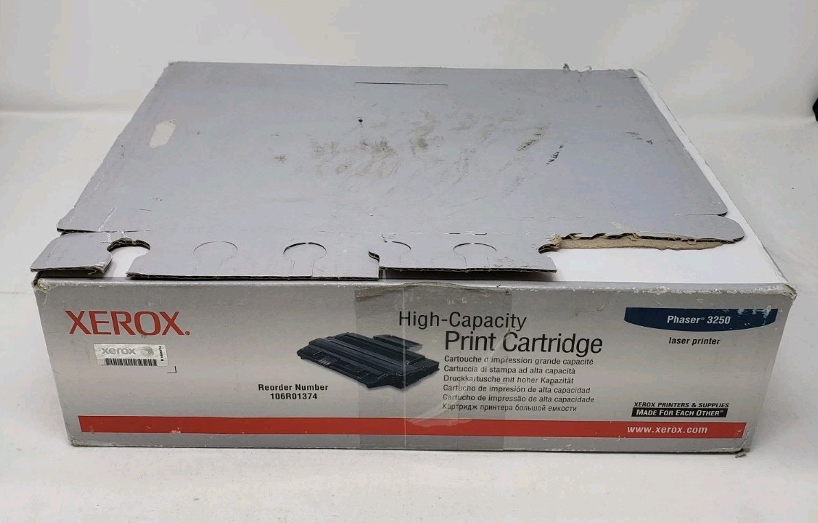 Genuine Sealed Xerox 106R01374 Black Toner Cartridge Phaser 3250 /blemished box