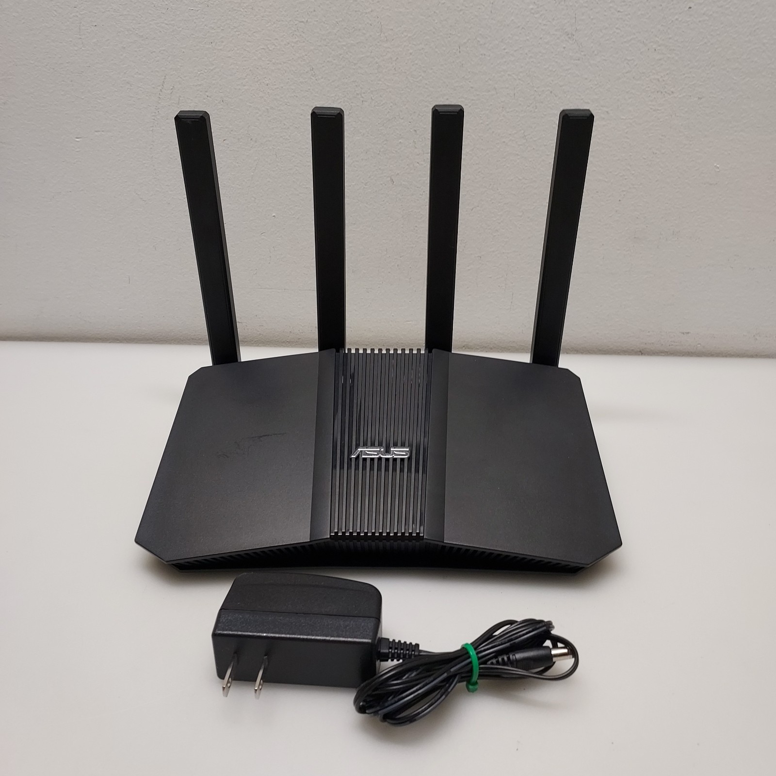 ASUS BE3600 DUAL BAND WIFI 7 SMARTS AIRMESH EXTENDABLE ROUTER MODEL RT-BE3600