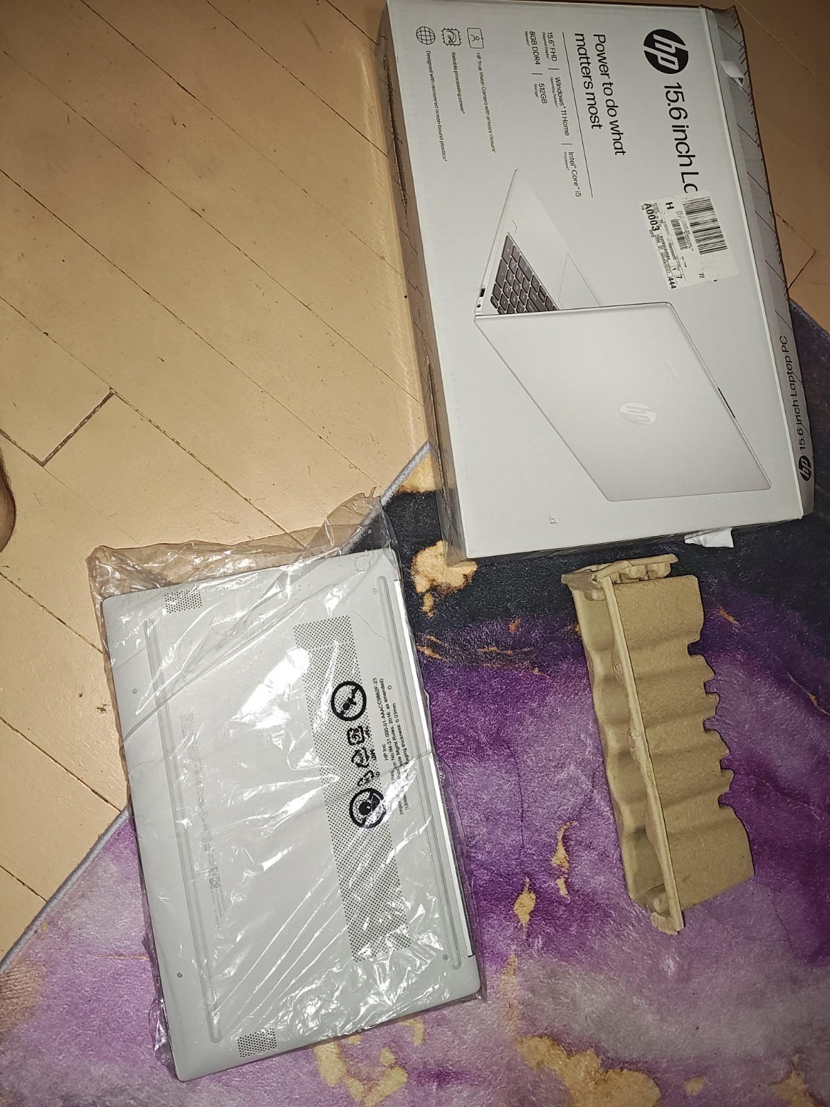 Hp Laptop i5 1334u 8 GB Ram For Parts Or Repair.