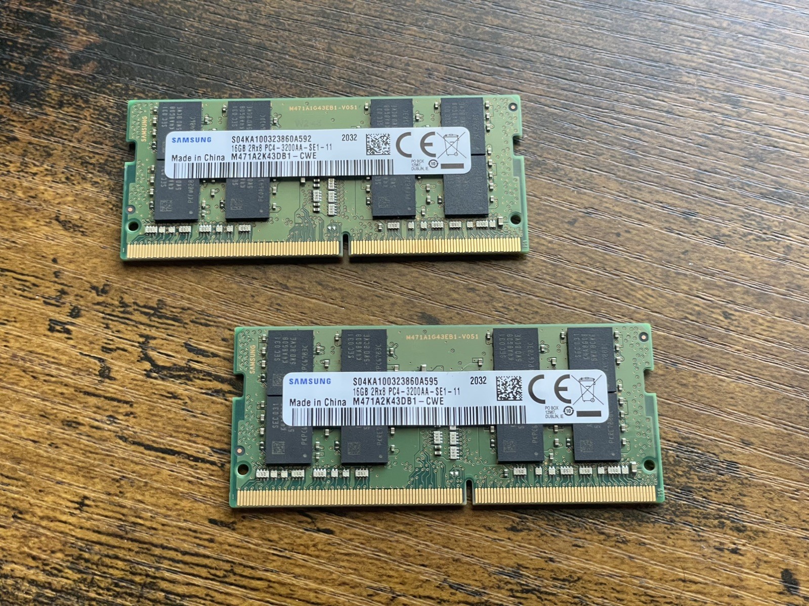 Samsung 32 GB (2x16GB) PC4-3200AA 2rx8 (32 GB total) 