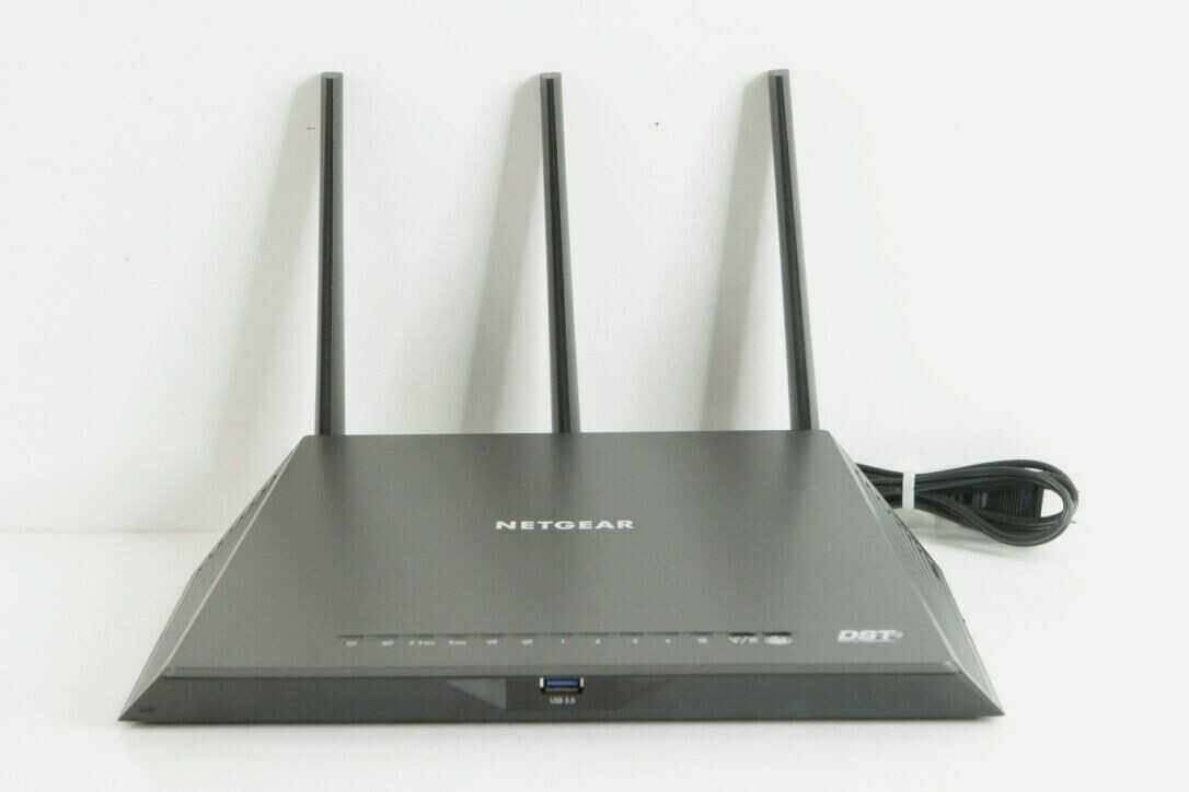 NETGEAR Nighthawk Smart WiFi Router (R7300) - AC1900 j663