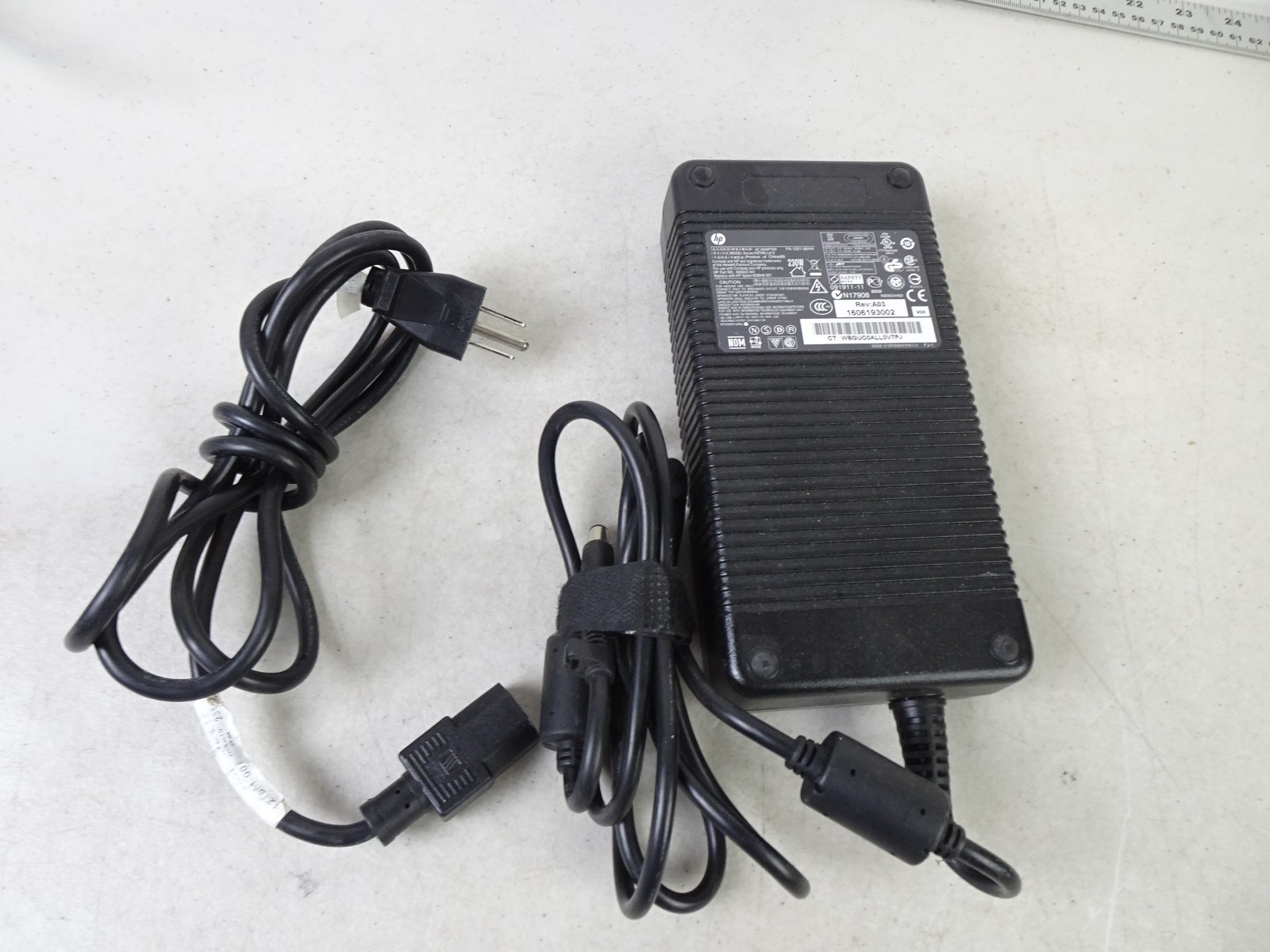 Genuine HP 230W AC Adapter Charger Power Supply 19.5V 11.8A HSTNN-L/DA12 7.4mm