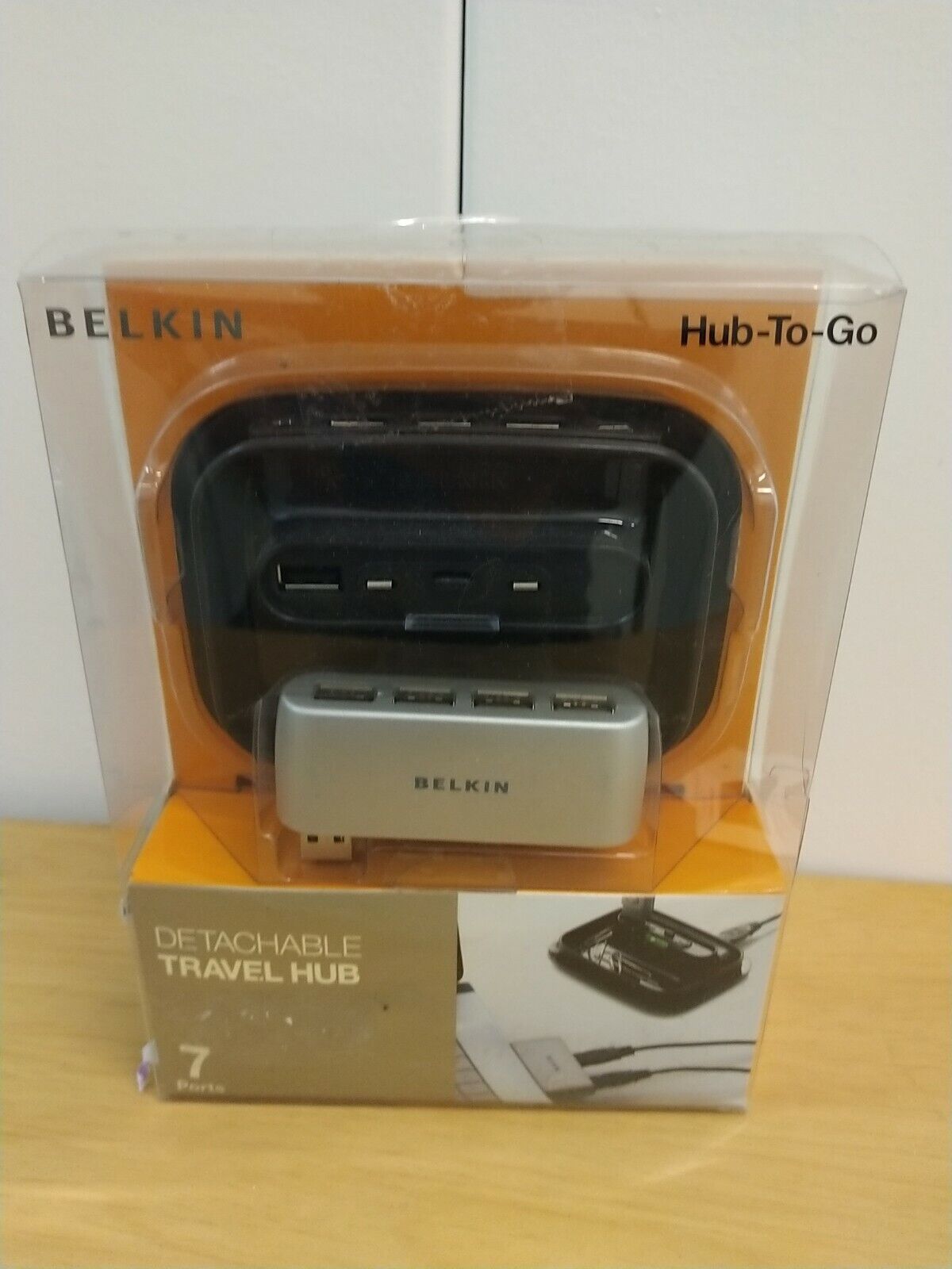 Belkin Hub-To-Go -Mini  Hub - 7 Ports Hub Travel Usb 2.0 Hi-Speed Detachable