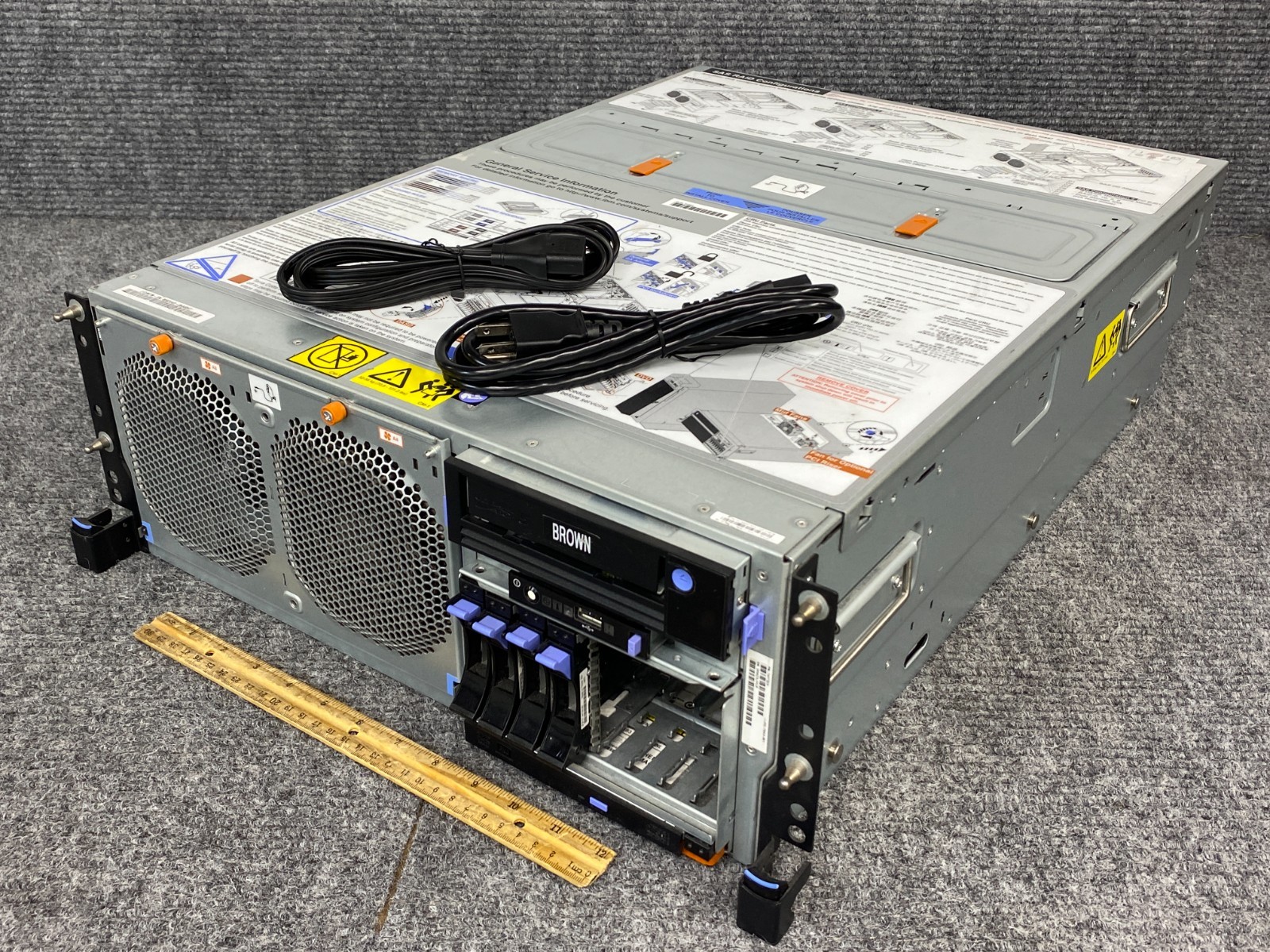 IBM Power 720 Server w/ No CPU, No RAM, Integrated, 2x PSU & Cords