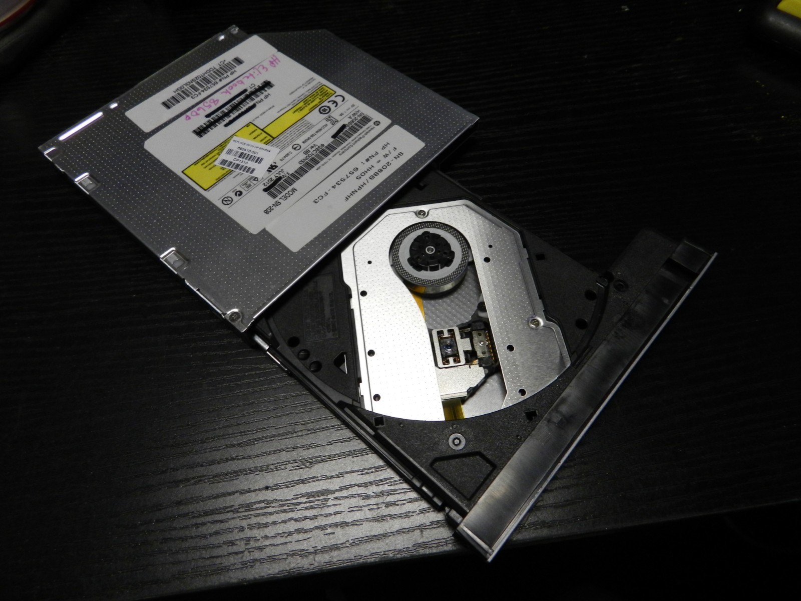 Genuine HP EliteBook 8560p 15.6" DVD±RW Internal Optical Drive - 657534-FC3