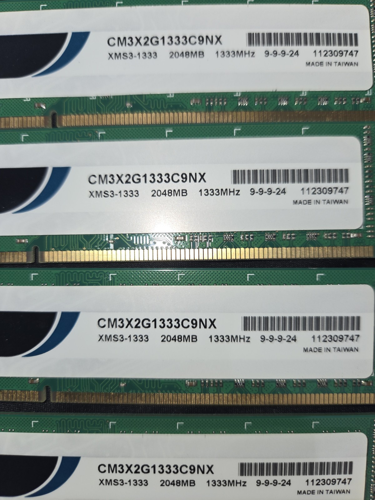 CORSAIR CM3X2G133C9NX  XMS3-1333 2048MB 1333MHZ 9-9-9-24 112308747