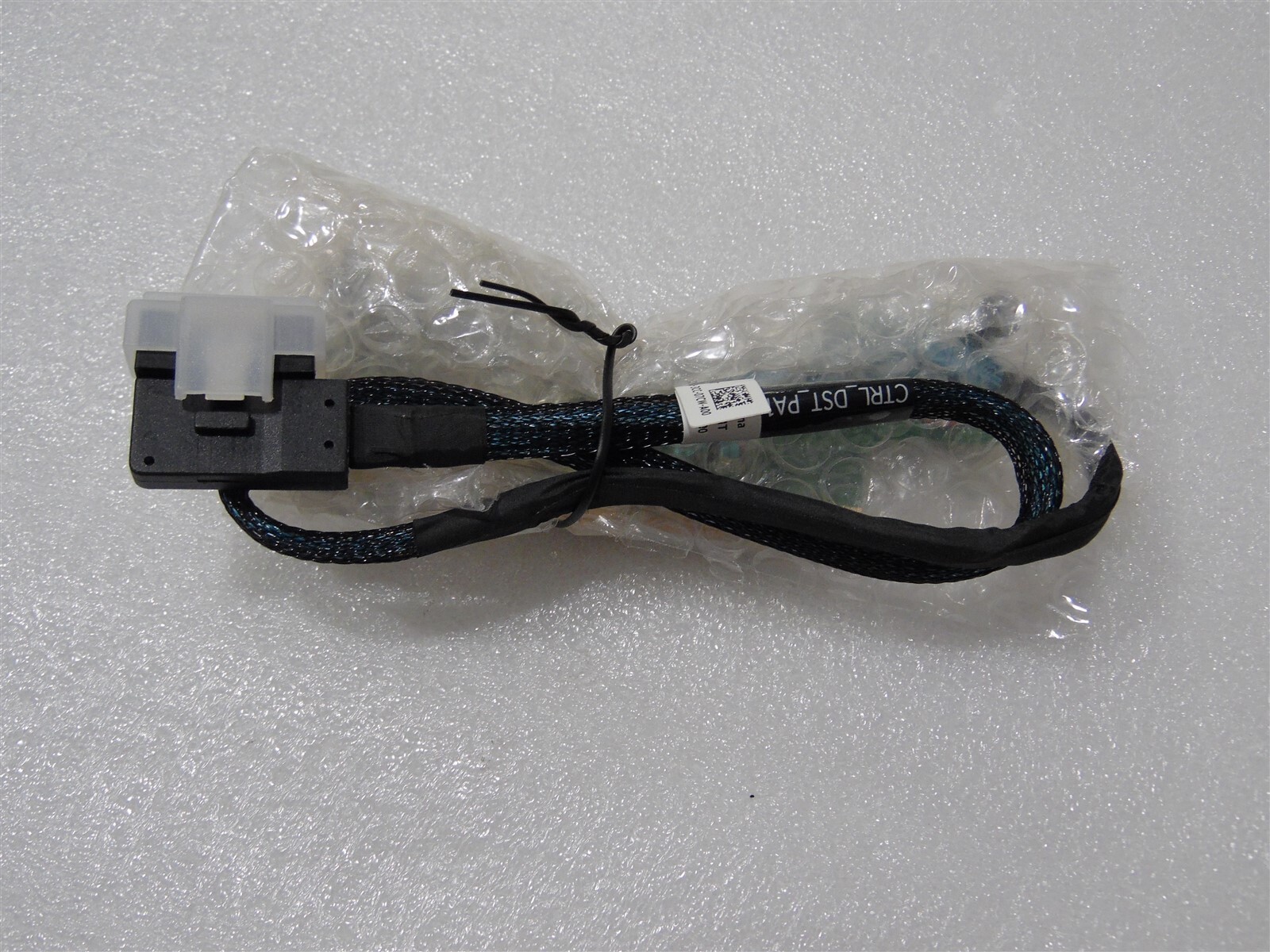 DELL POWEREDGE R360 R350 4 BAY SERVER FRONT PERC RAID HJ8MT CABLE