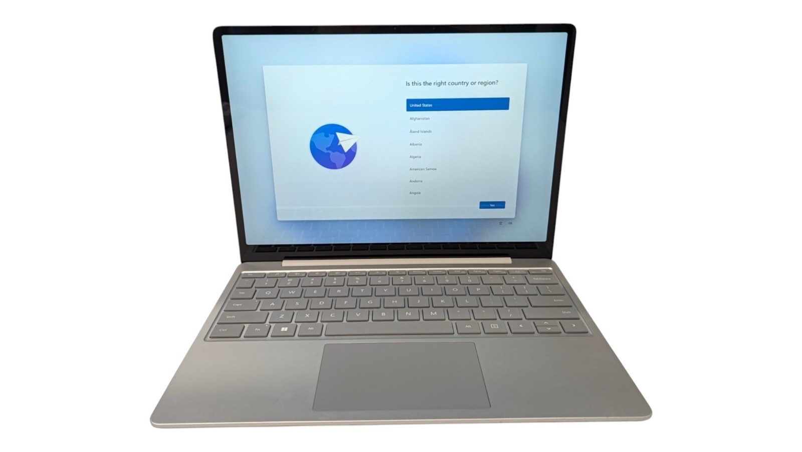 Microsoft Surface Laptop Go 2 i5-1135G7 @ 2.40GHz, 8GB Ram, 128GB NVMe, Win. 11P