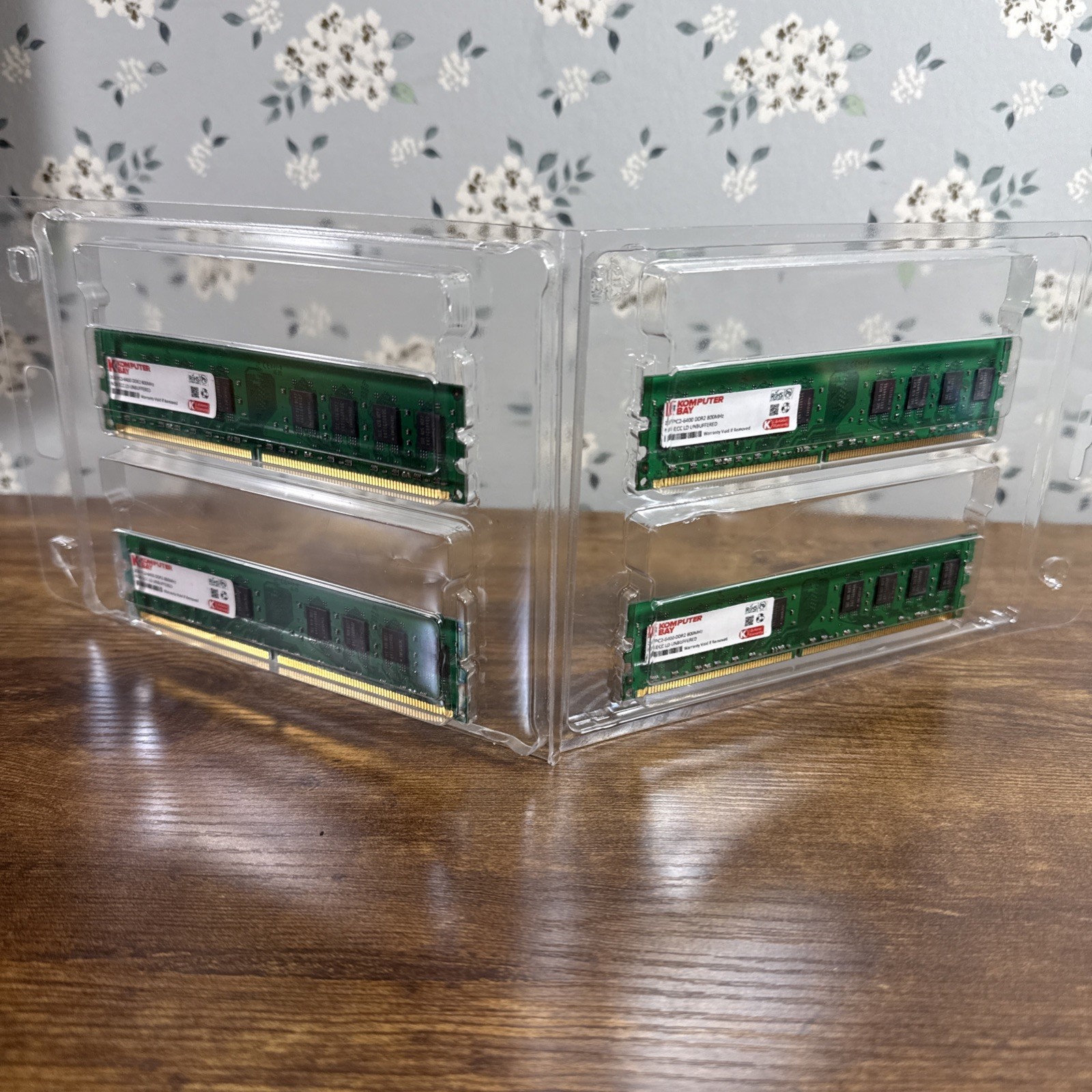 Komputer Bay pc2-6400 ddr2 ram 8Gb 4x2 Gb sticks 800MHz
