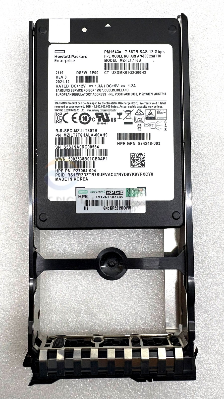 HPE Primera 600 PM1643a 7.68TB 2.5" MZILT7T6HALA-00AH9 SAS 12Gbps SSD P27054-004
