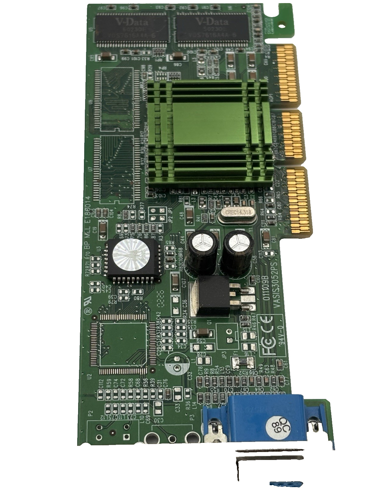 PINE 3D Phantom XP-2800 32MB AGP Universal Graphics Card  Untested
