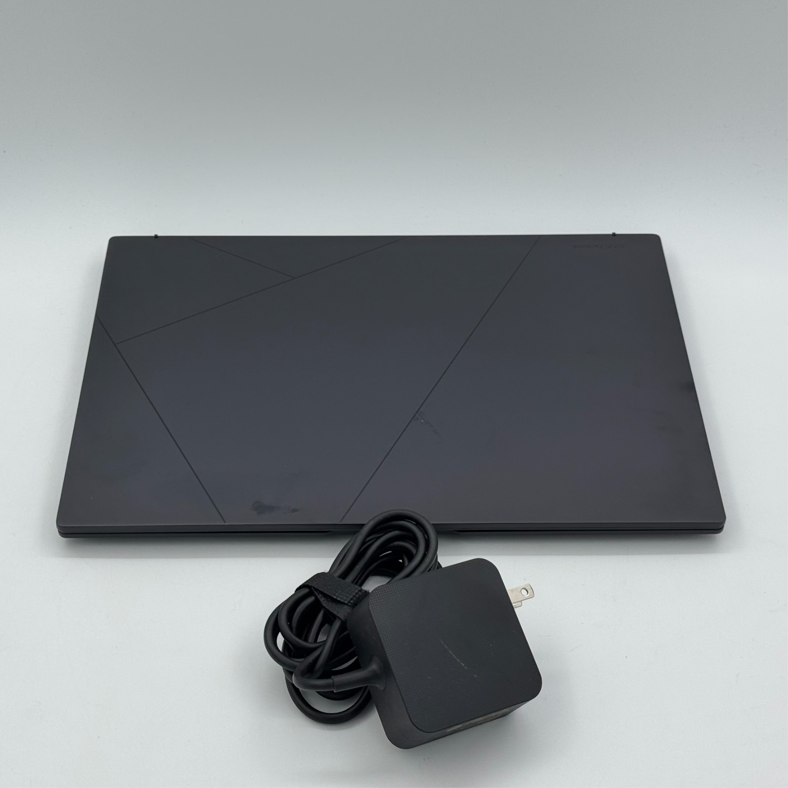 ASUS Zenbook 14 OLED Touch AMD Ryzen AI 7 350 32GB RAM 1TB SSD Jade Black Win 11